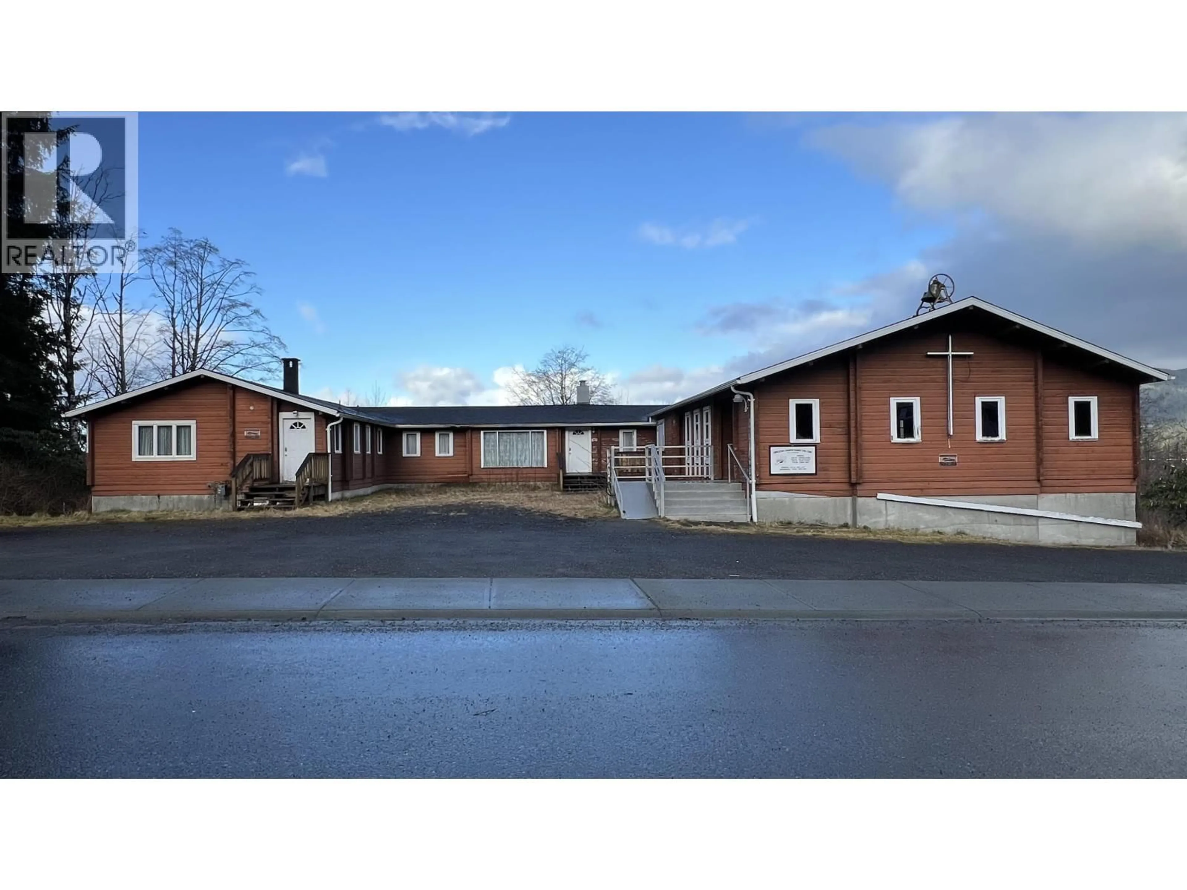 A pic from outside/outdoor area/front of a property/back of a property/a pic from drone, building for 470 EVERGREEN DRIVE, Port Edward British Columbia V0V1G0