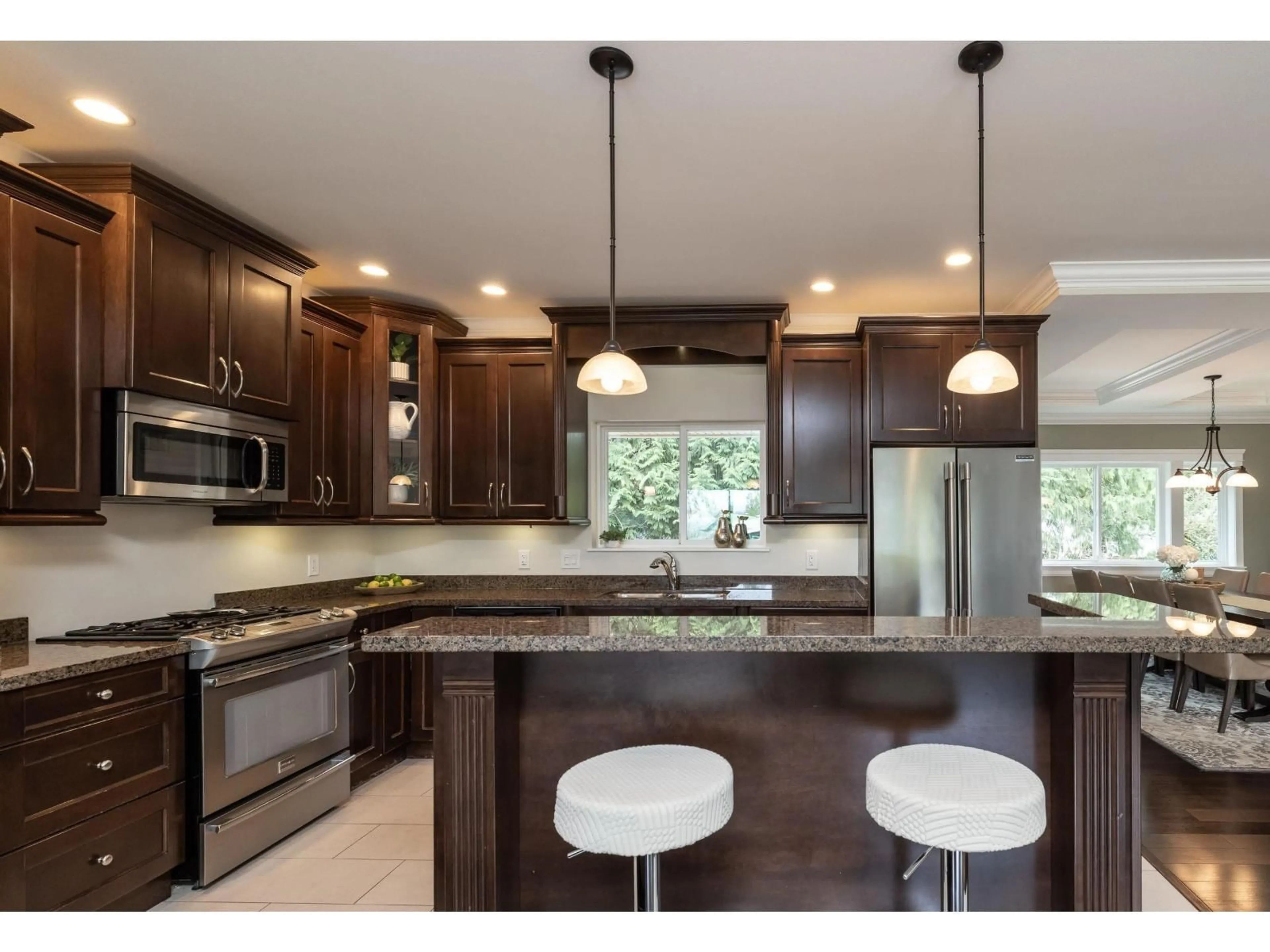 Open concept kitchen, unknown for 20294 49A AVENUE, Langley British Columbia V3A3S3