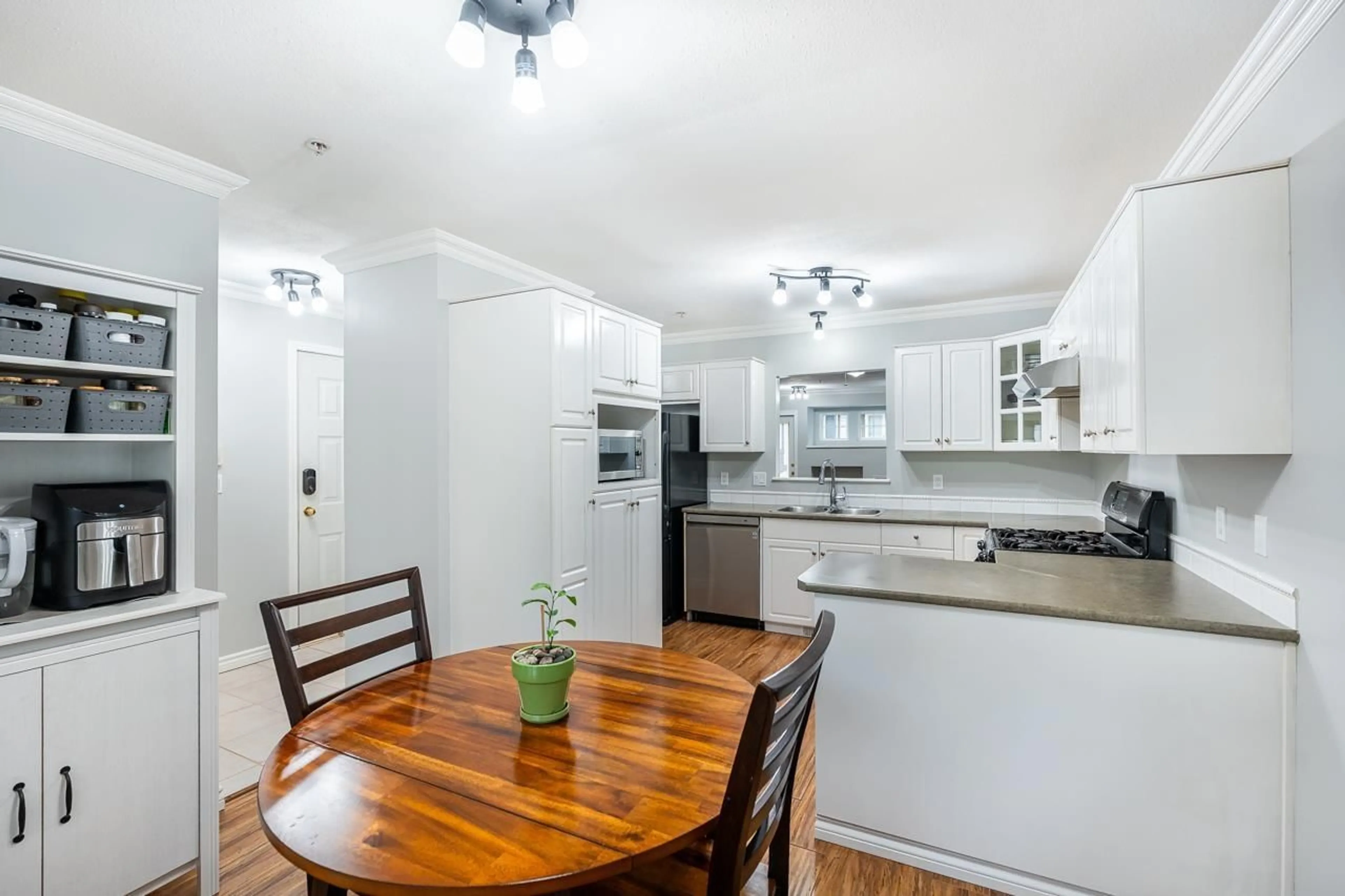 Unknown for 5 - 20222 96 AVENUE, Langley British Columbia V1M3C3