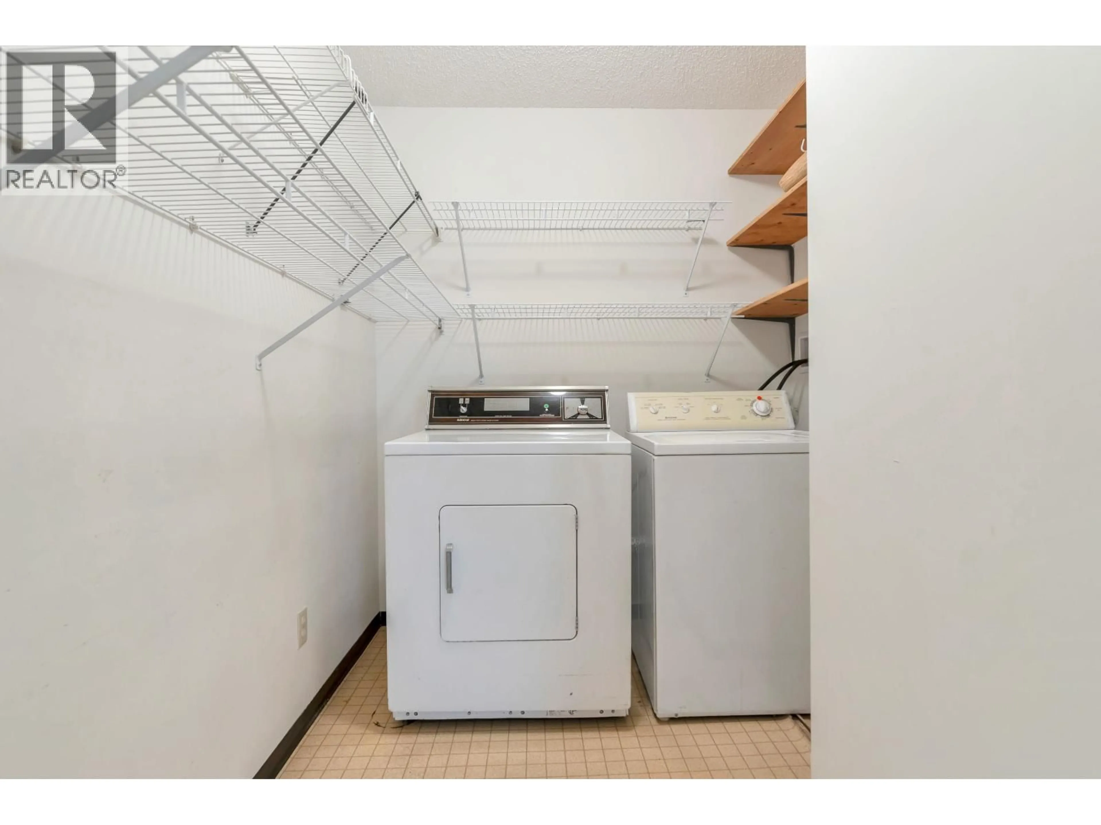 Laundry room for 212 - 535 BLUE MOUNTAIN STREET, Coquitlam British Columbia V3J4R2