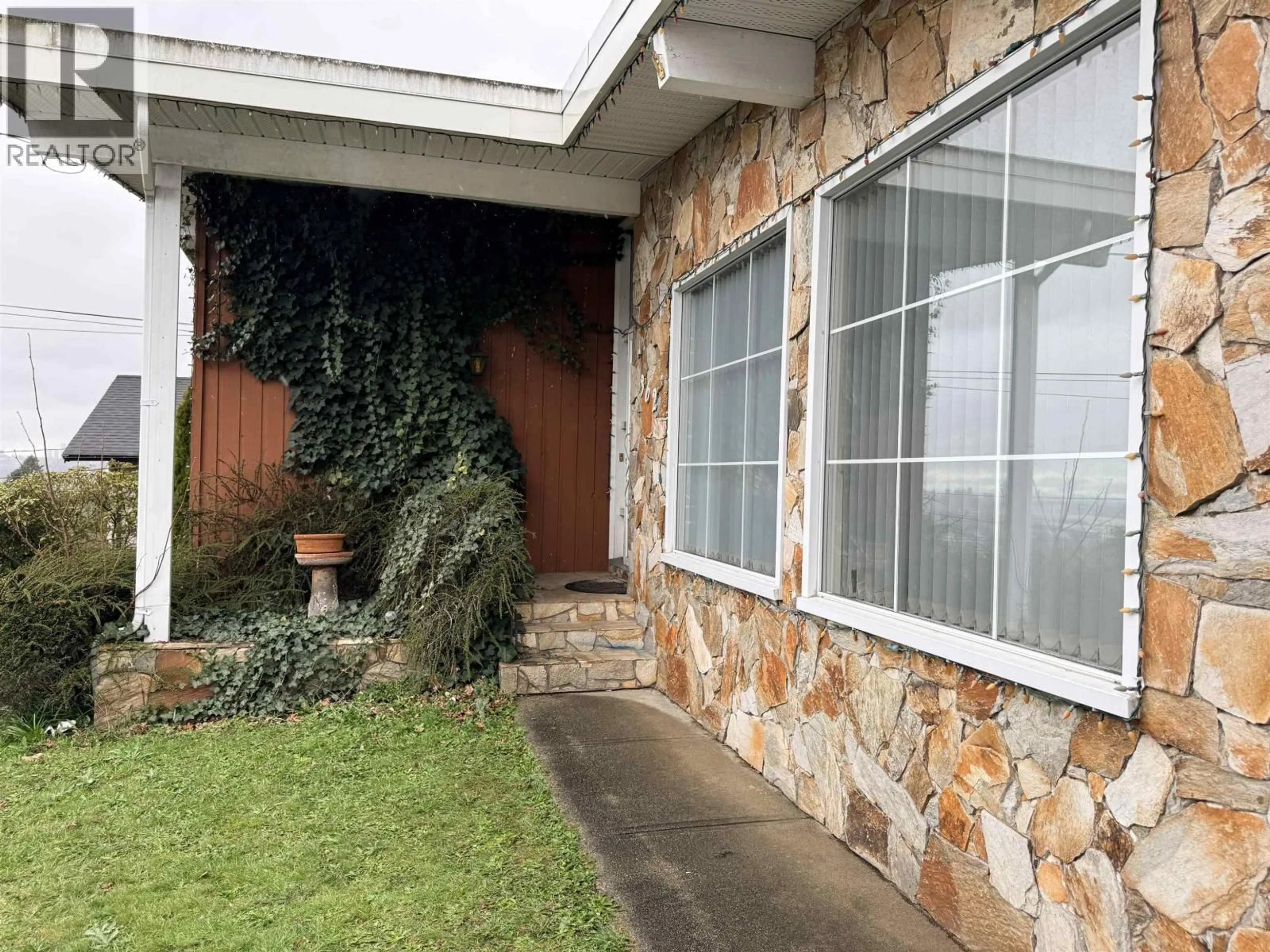 Unknown for 362 SEAFORTH CRESCENT, Coquitlam British Columbia V3K2M4