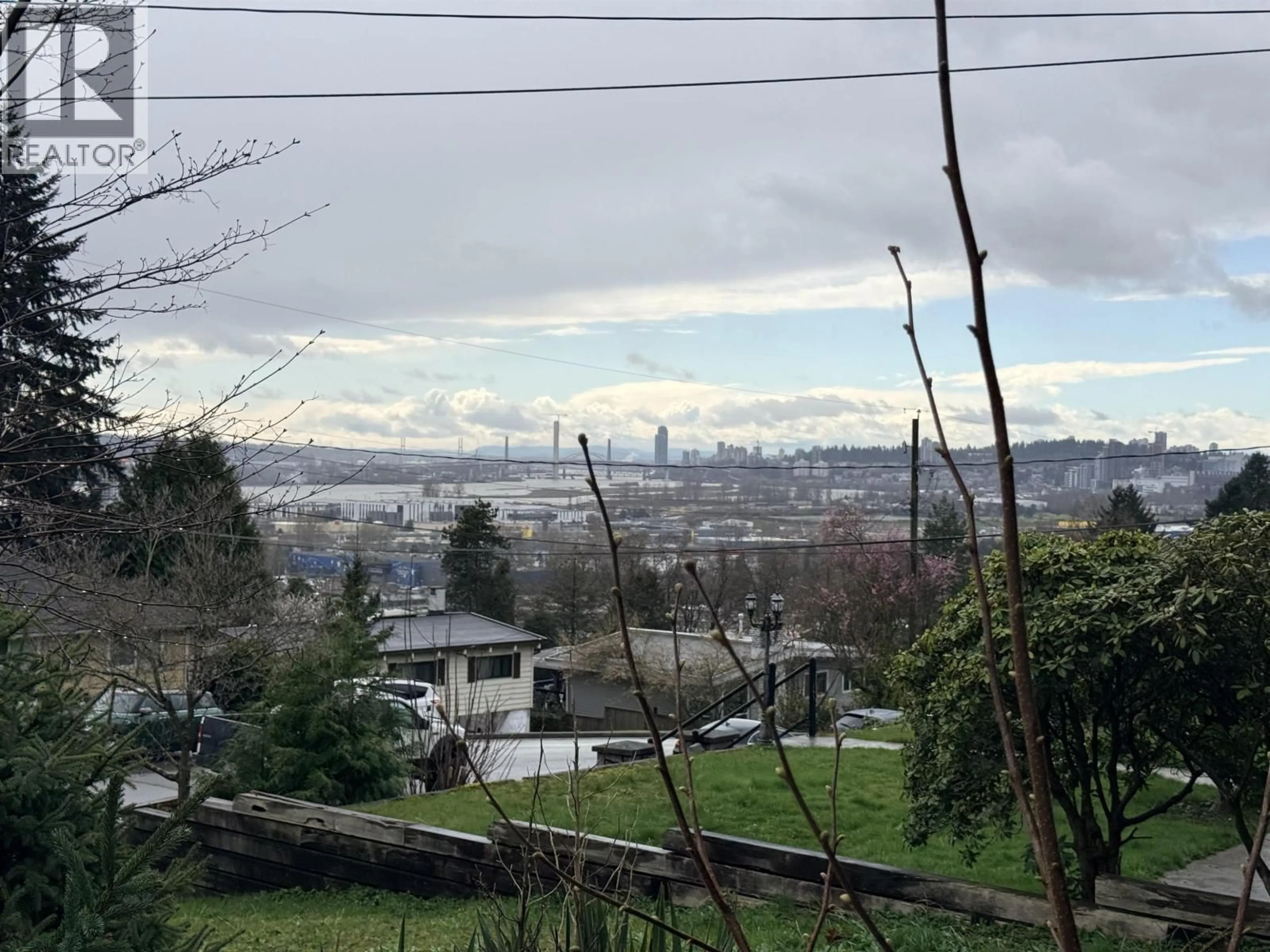 Unknown for 362 SEAFORTH CRESCENT, Coquitlam British Columbia V3K2M4