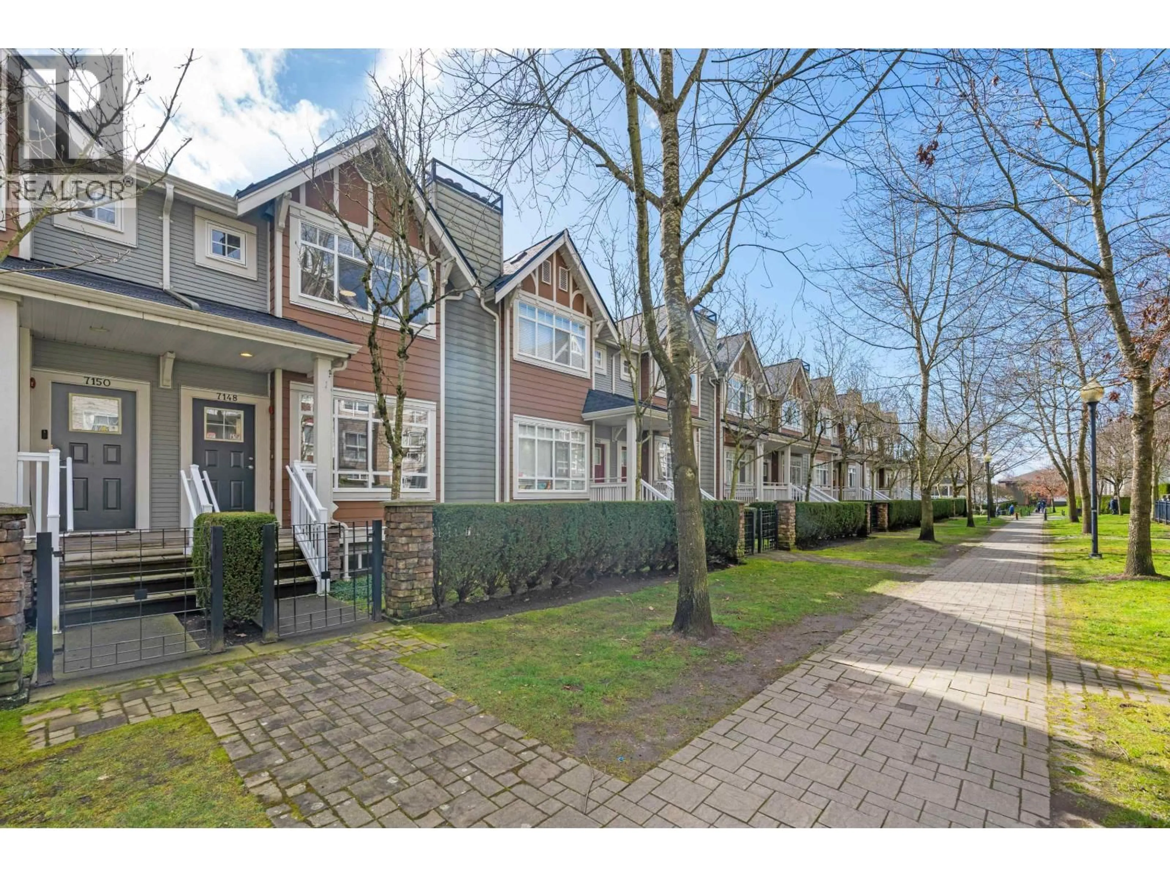 A pic from outside/outdoor area/front of a property/back of a property/a pic from drone, street for 7148 MONT ROYAL SQUARE, Vancouver British Columbia V5S4X5