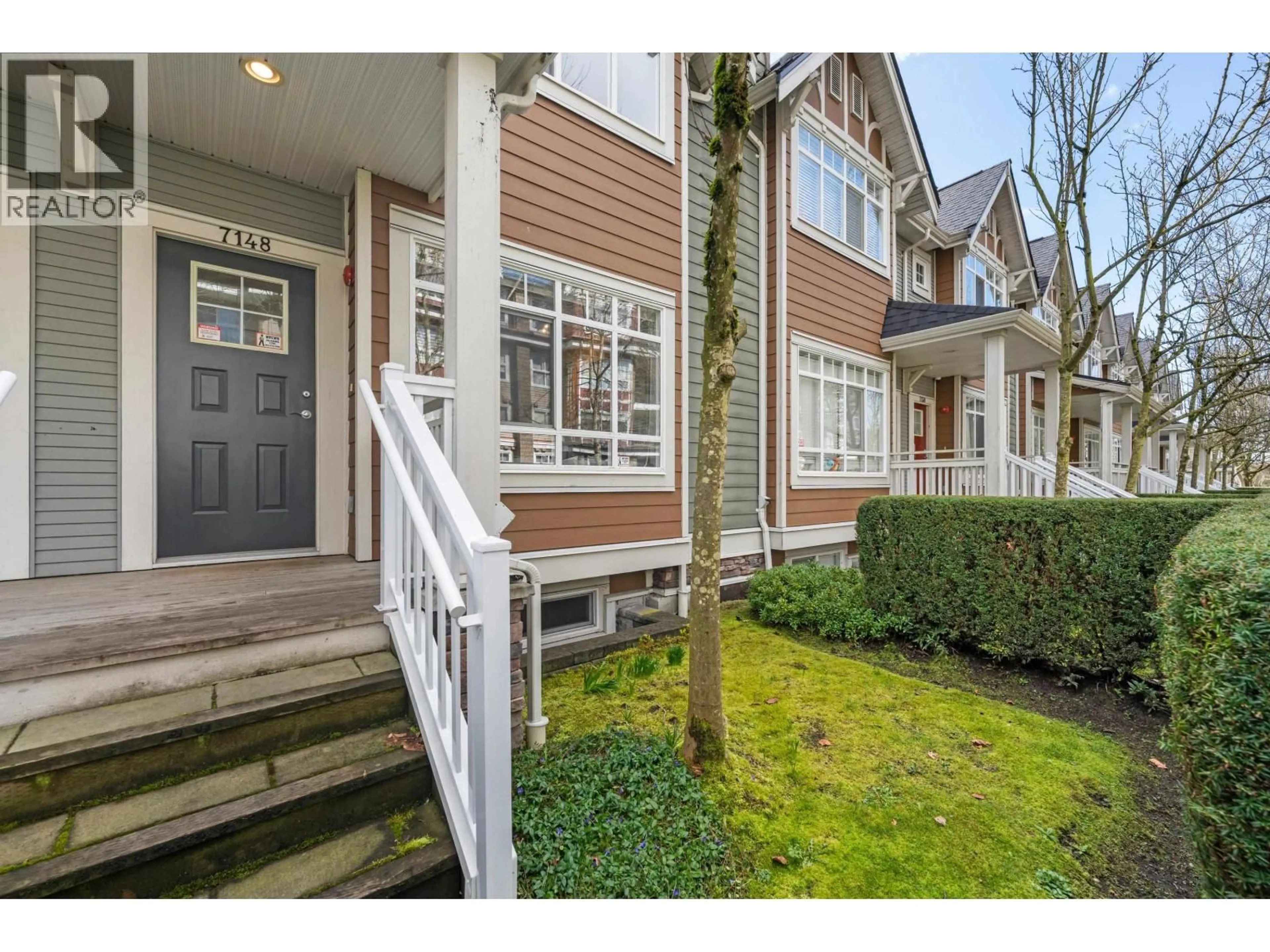 Unknown for 7148 MONT ROYAL SQUARE, Vancouver British Columbia V5S4X5