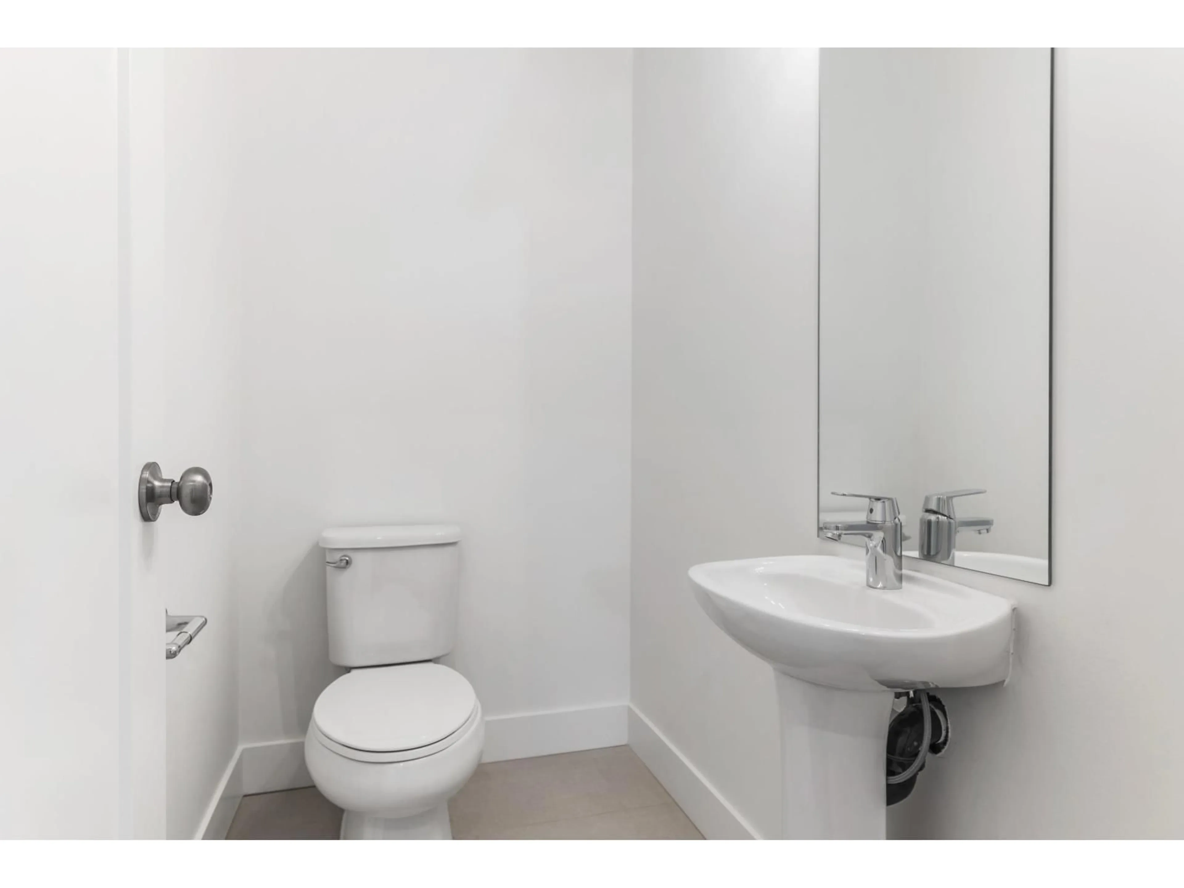 Standard bathroom, floor is not visible for 7103 COPPERWOOD STREET, Chilliwack British Columbia V2R6M8