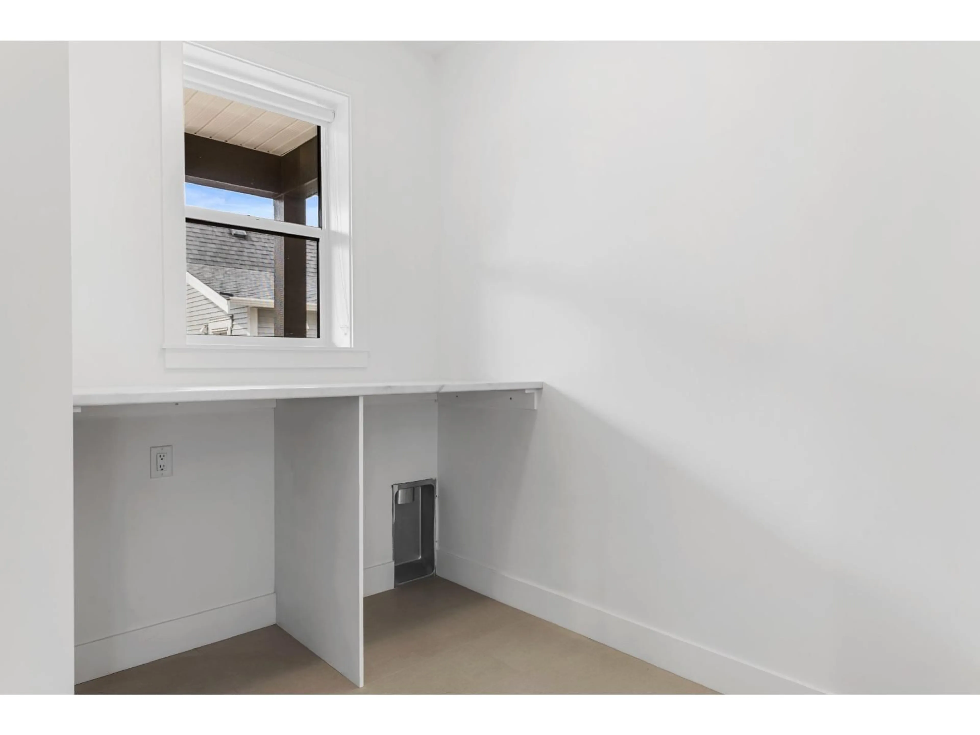 A pic of a room for 7103 COPPERWOOD STREET, Chilliwack British Columbia V2R6M8