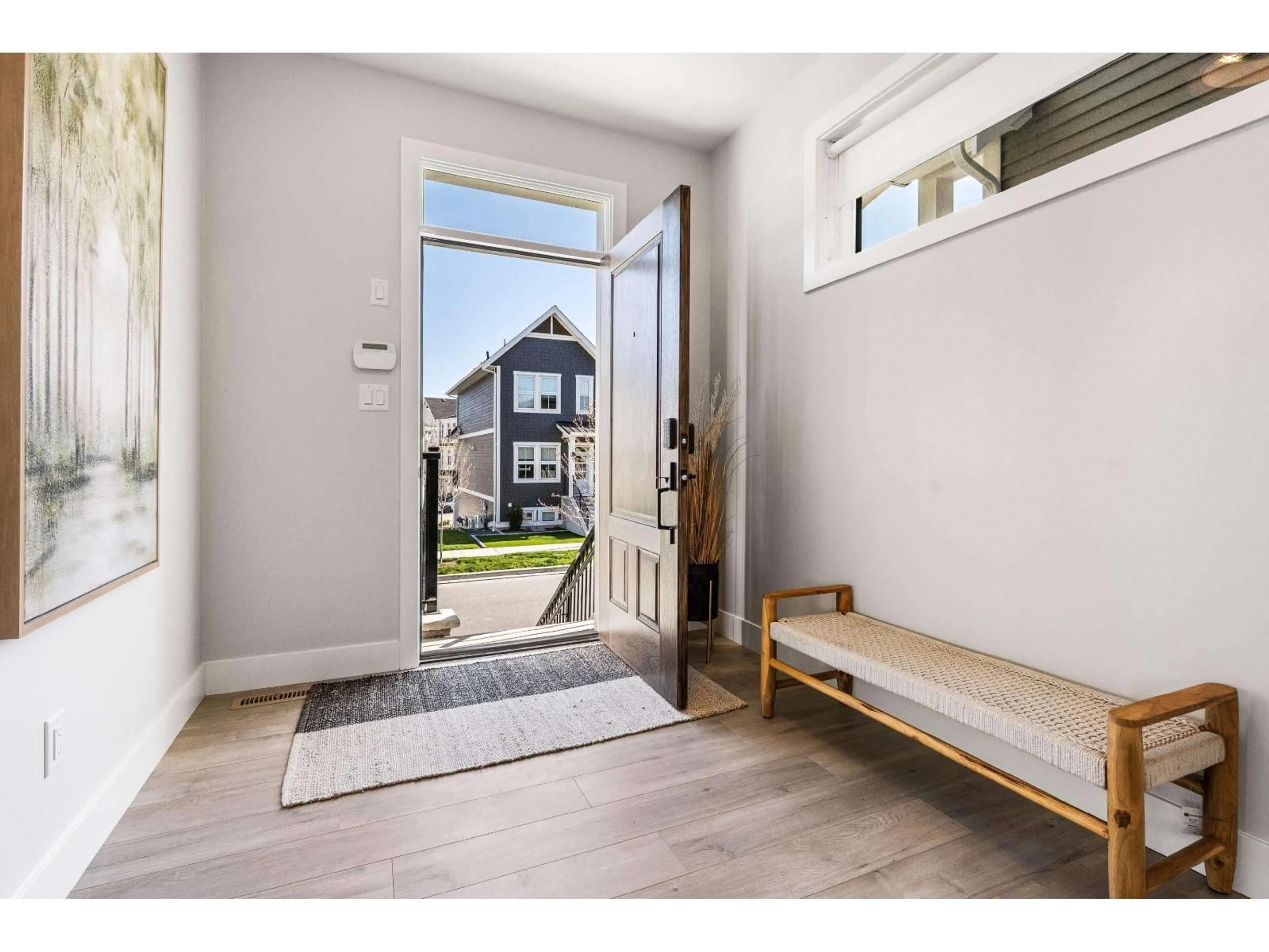 Indoor entryway for 7103 COPPERWOOD STREET, Chilliwack British Columbia V2R6M8