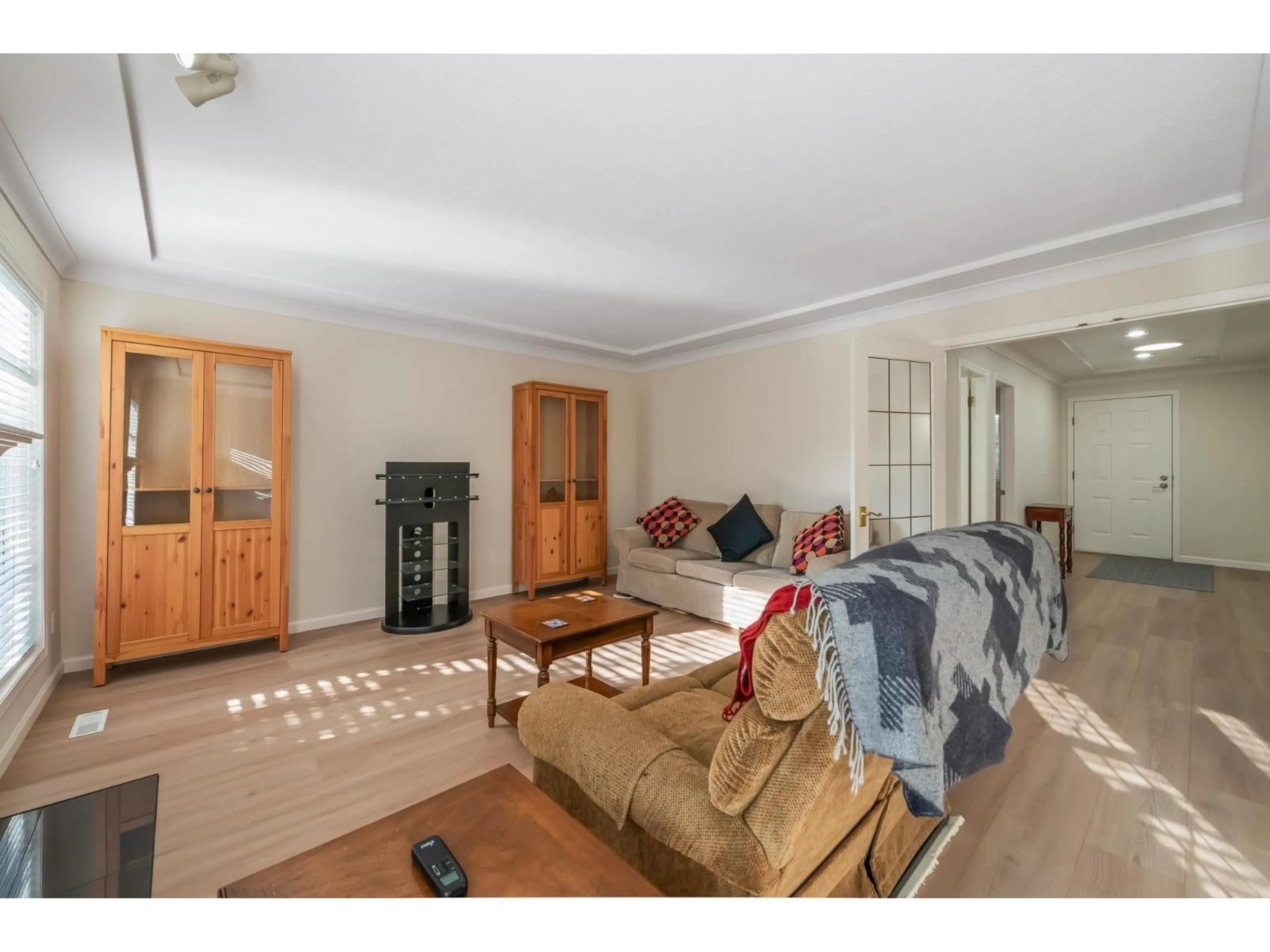 Unknown for 4 - 12981 17 AVENUE, Surrey British Columbia V4A8T3