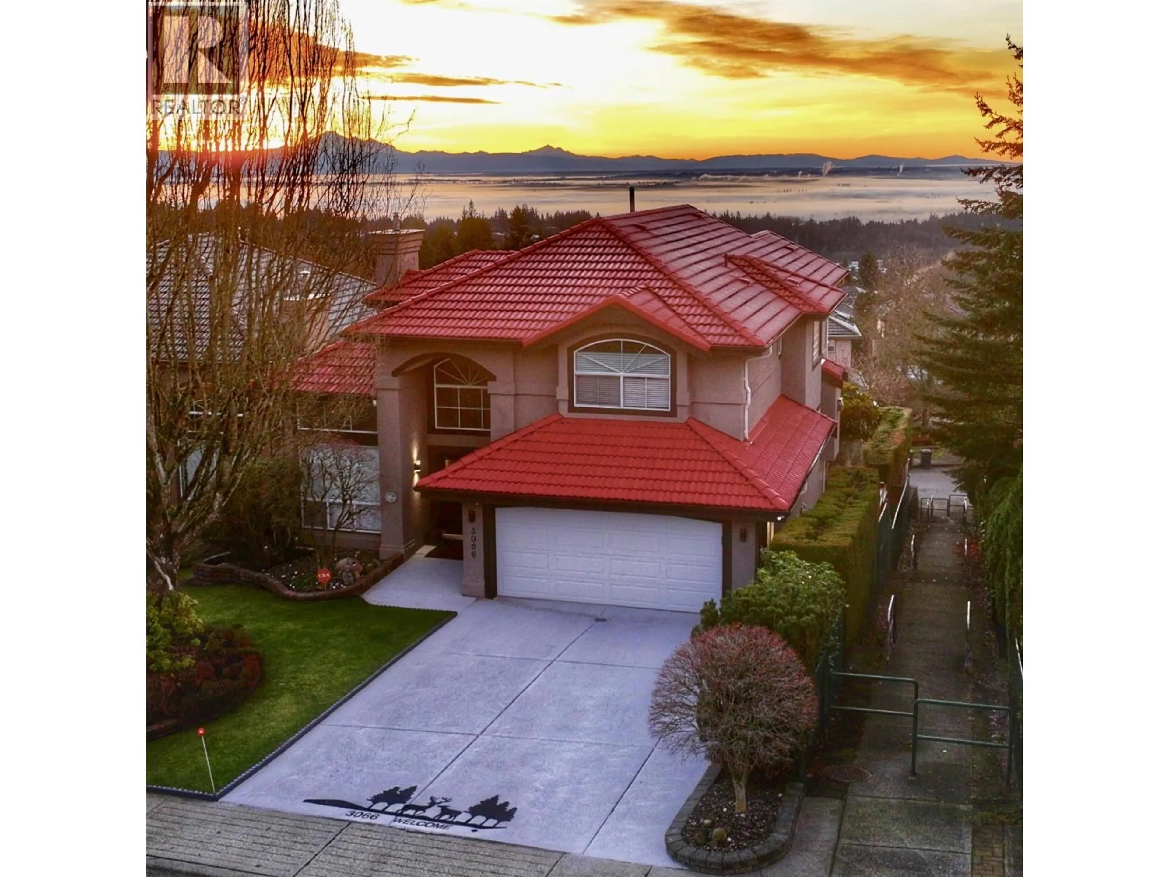 A pic from outside/outdoor area/front of a property/back of a property/a pic from drone, water/lake/river/ocean view for 3066 TANAGER COURT, Coquitlam British Columbia V3E3C5