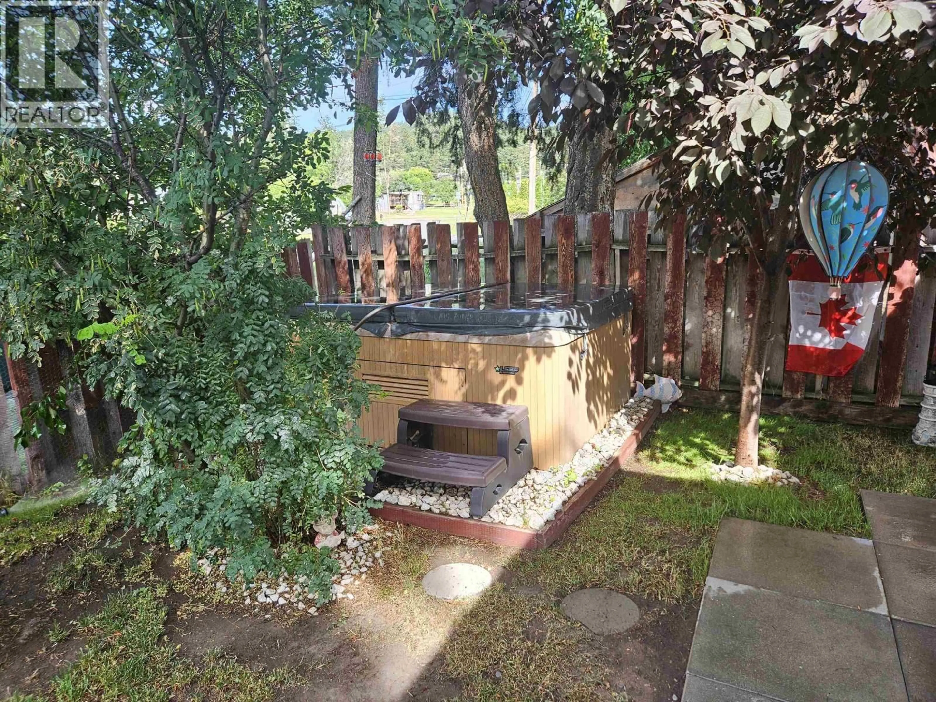 A pic from outside/outdoor area/front of a property/back of a property/a pic from drone, unknown for 1182 3RD AVENUE, Williams Lake British Columbia V2G3V9