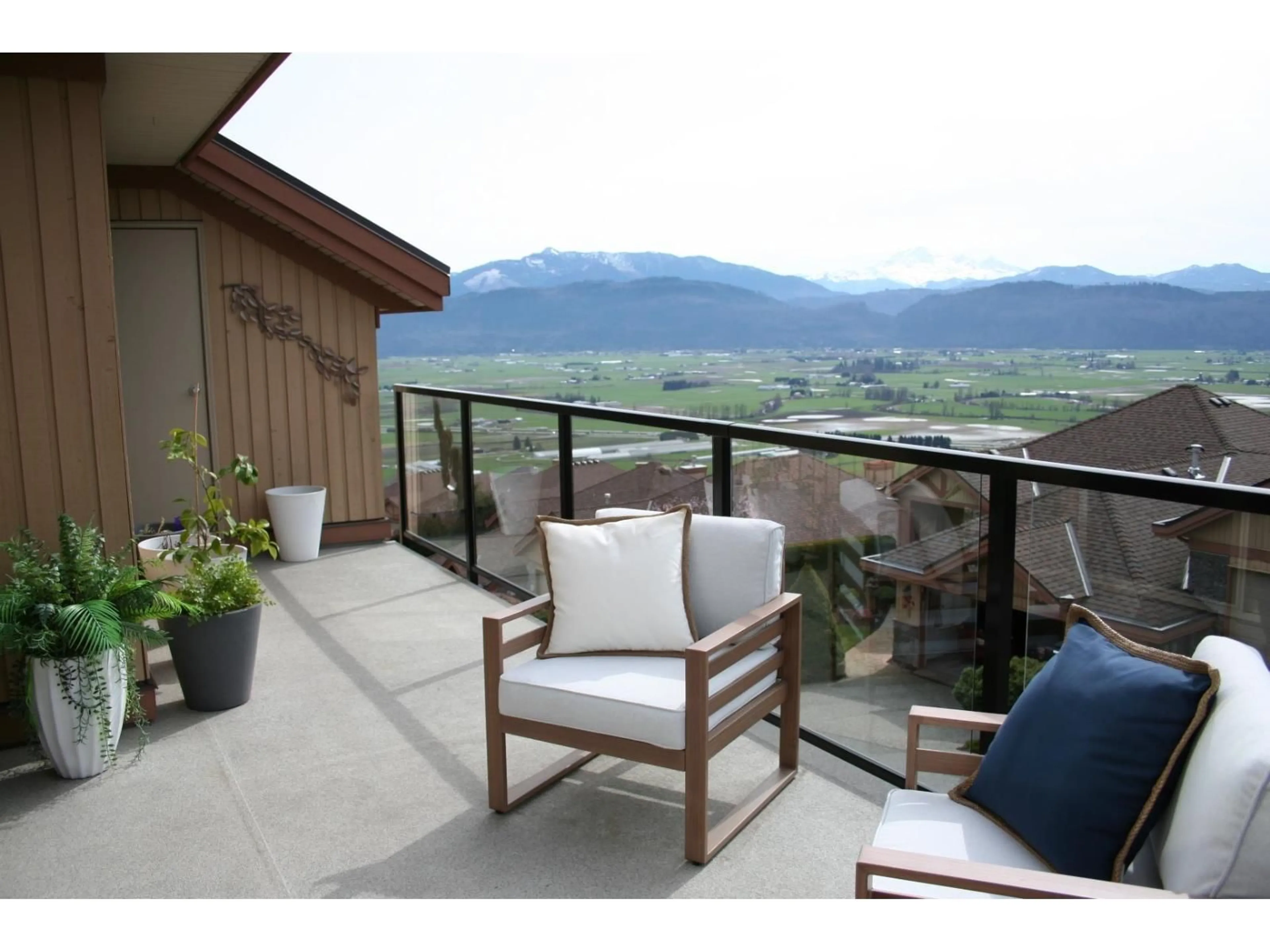 Patio, mountain view for 9 - 35931 EMPRESS DRIVE, Abbotsford British Columbia V3G2M8