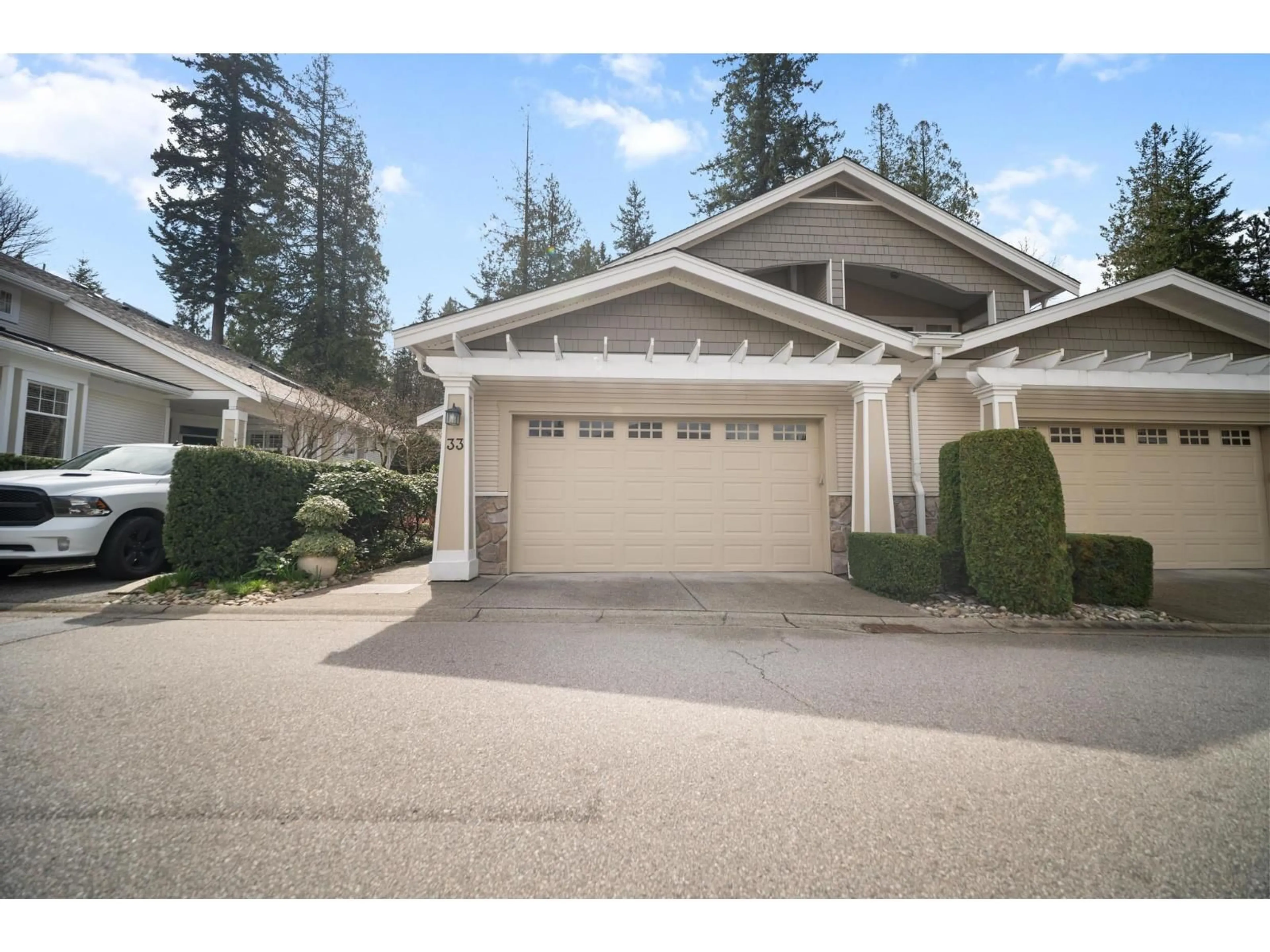 Unknown for 33 - 3500 144 STREET, Surrey British Columbia V4P3J6