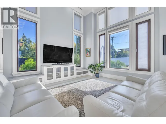 6031 WOODWARDS ROAD, Richmond 4