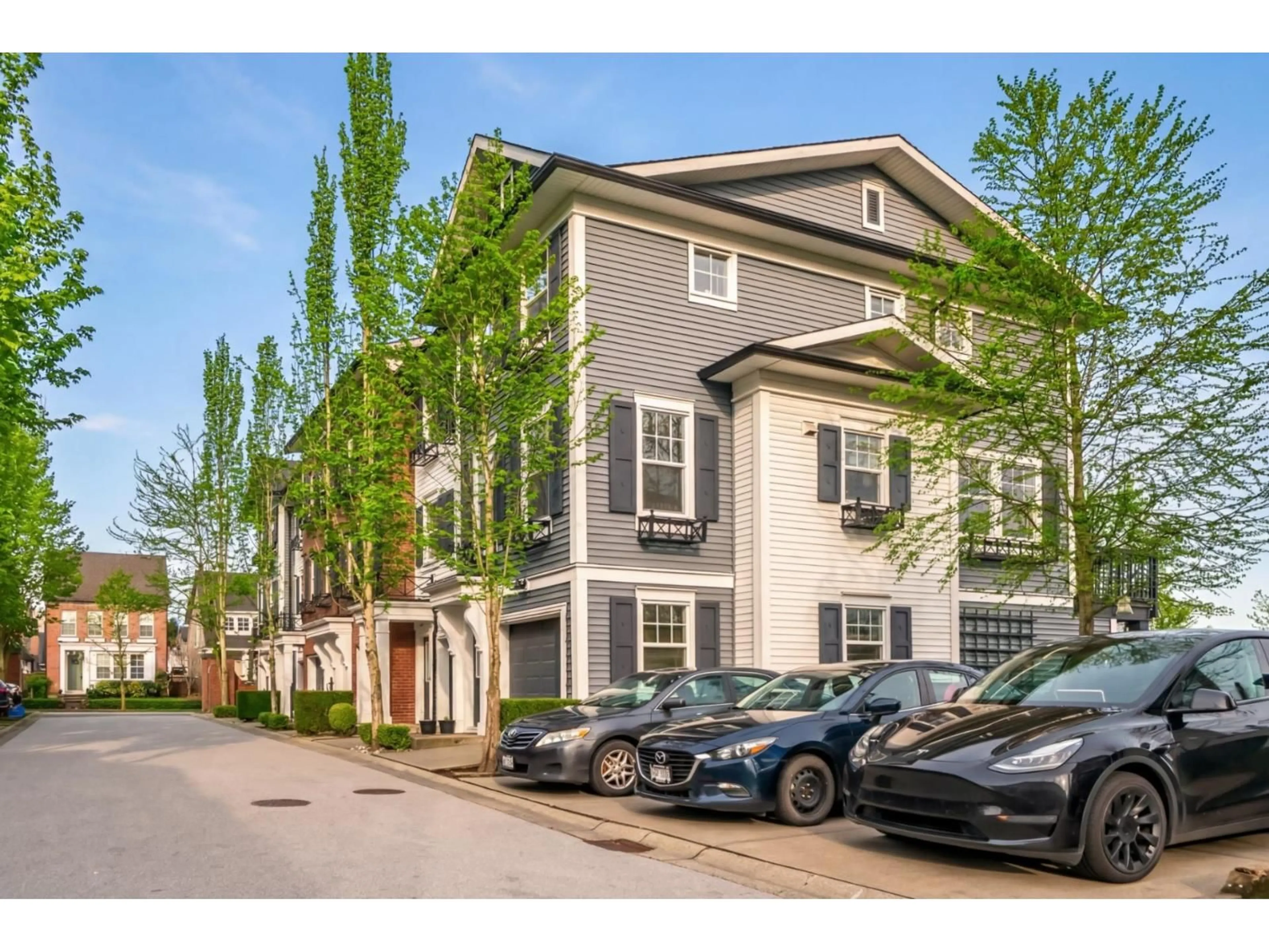 Unknown for 35 - 7348 192A STREET, Surrey British Columbia V4N6J2