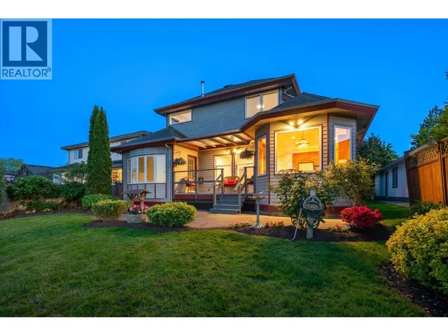 6247 CRESCENT PLACE, Delta 3