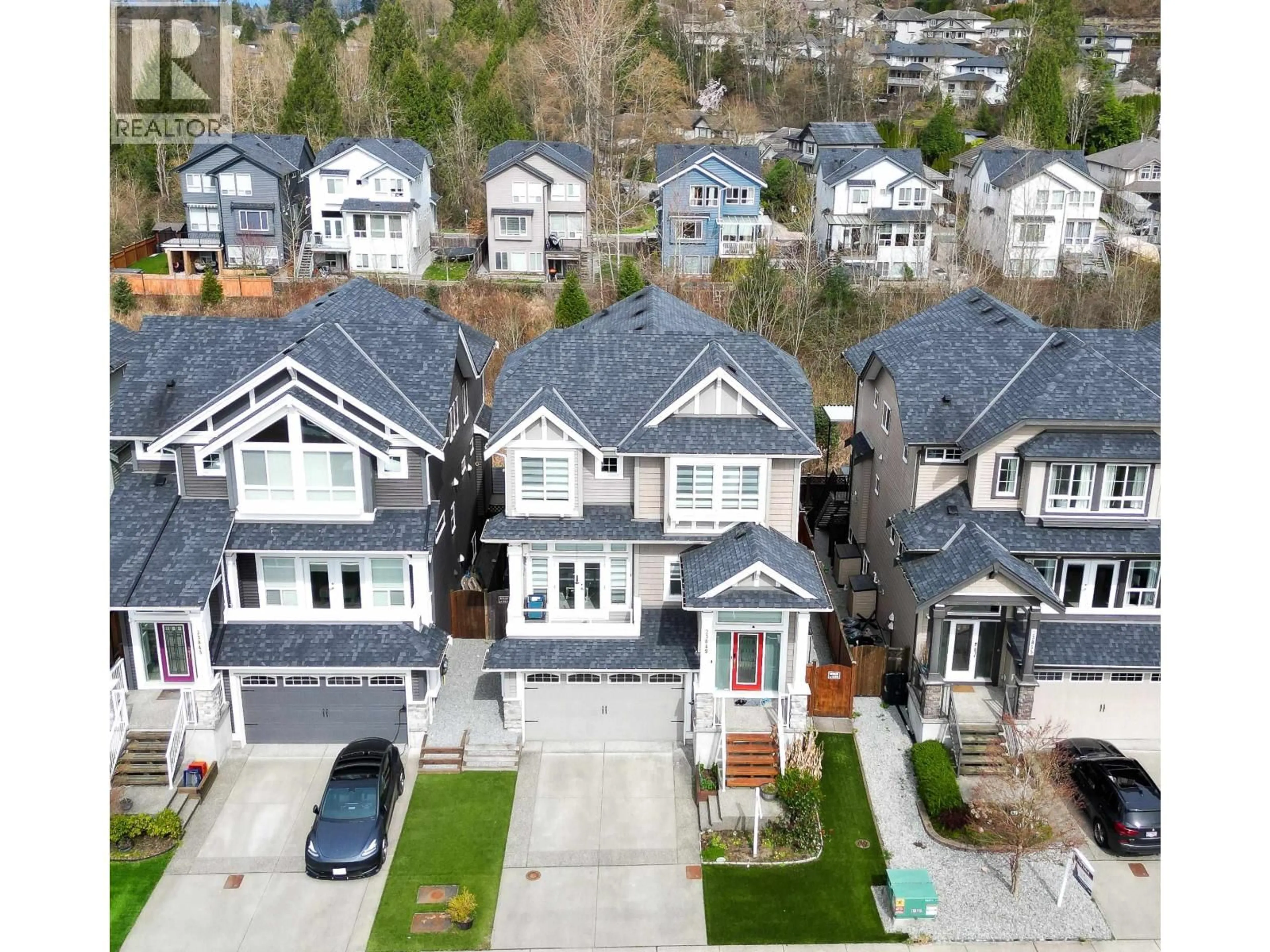 A pic from outside/outdoor area/front of a property/back of a property/a pic from drone, street for 23849 103A AVENUE, Maple Ridge British Columbia V3X1G1