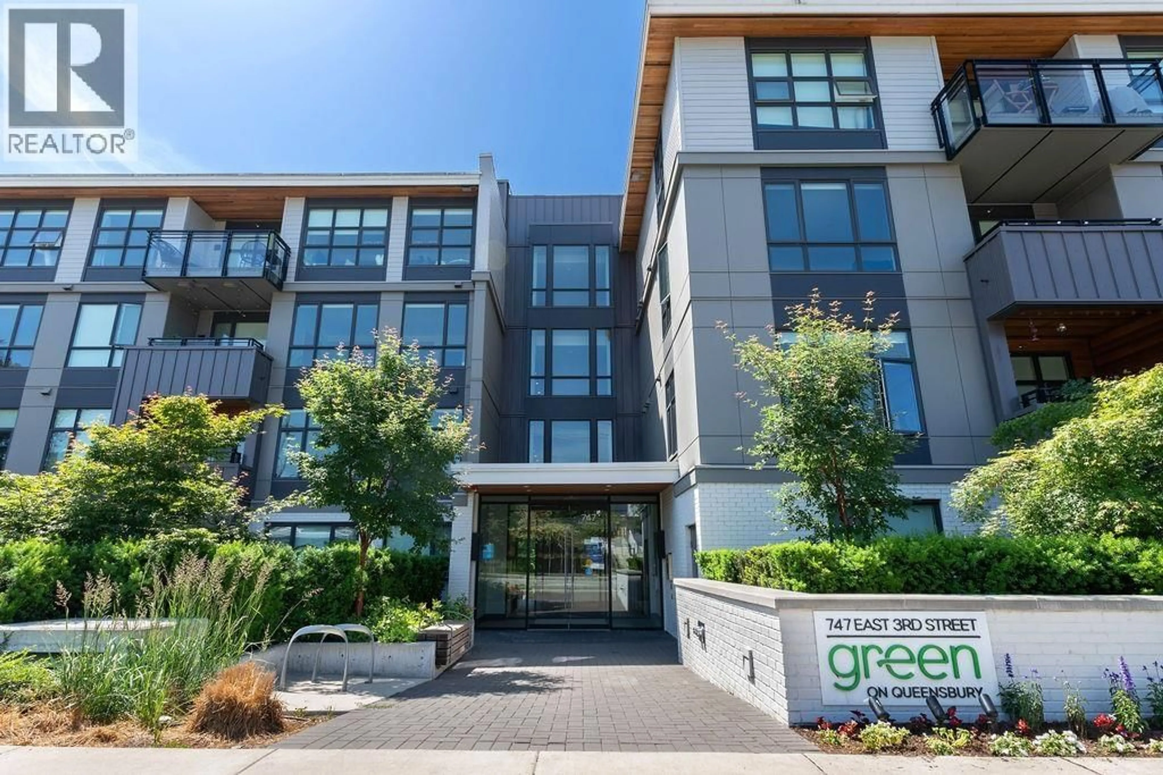 Unknown for 309 - 747 3RD STREET, North Vancouver British Columbia V7L1G8