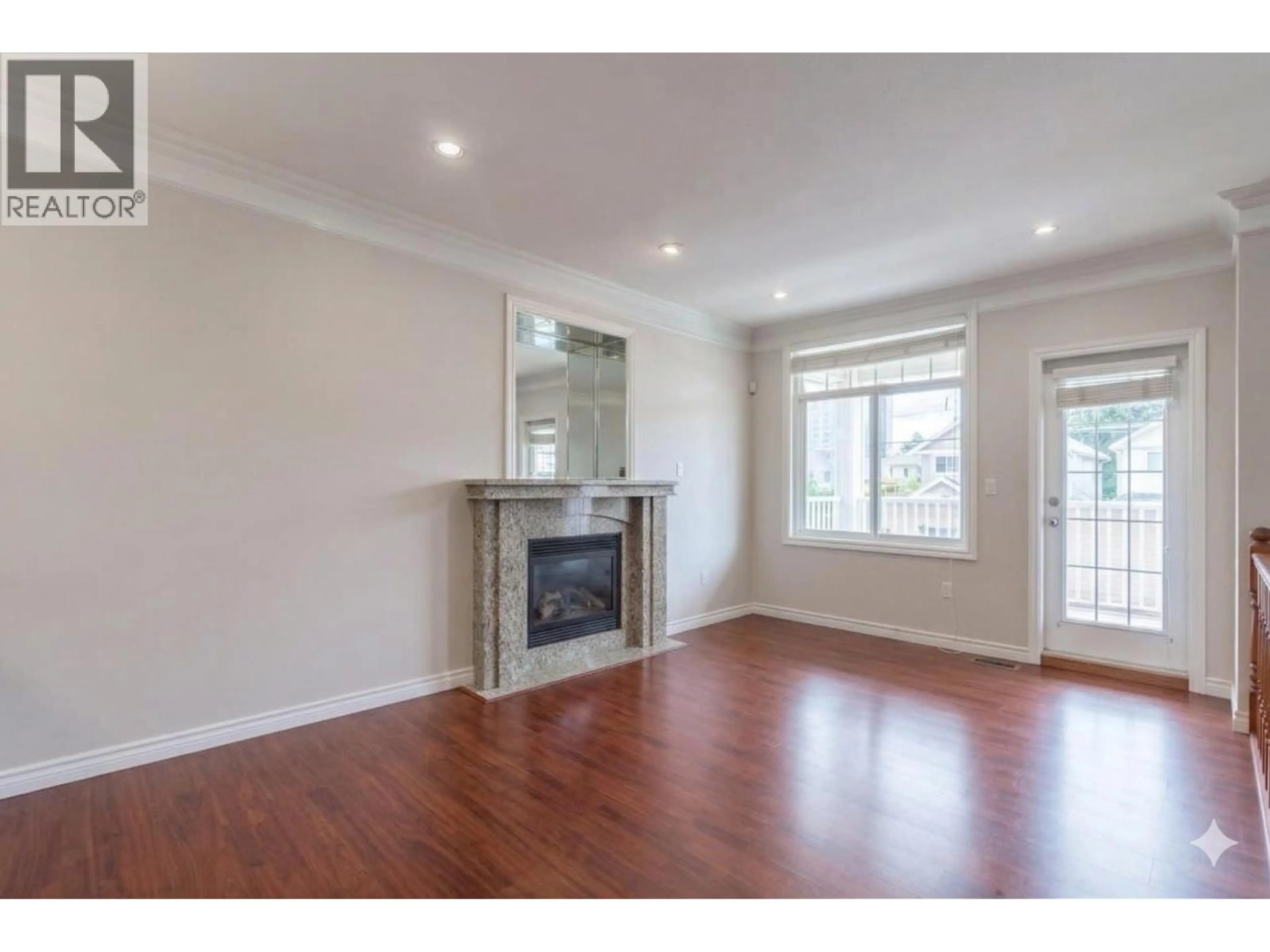 Unknown for 7487 ROSEWOOD STREET, Burnaby British Columbia V5E2G6