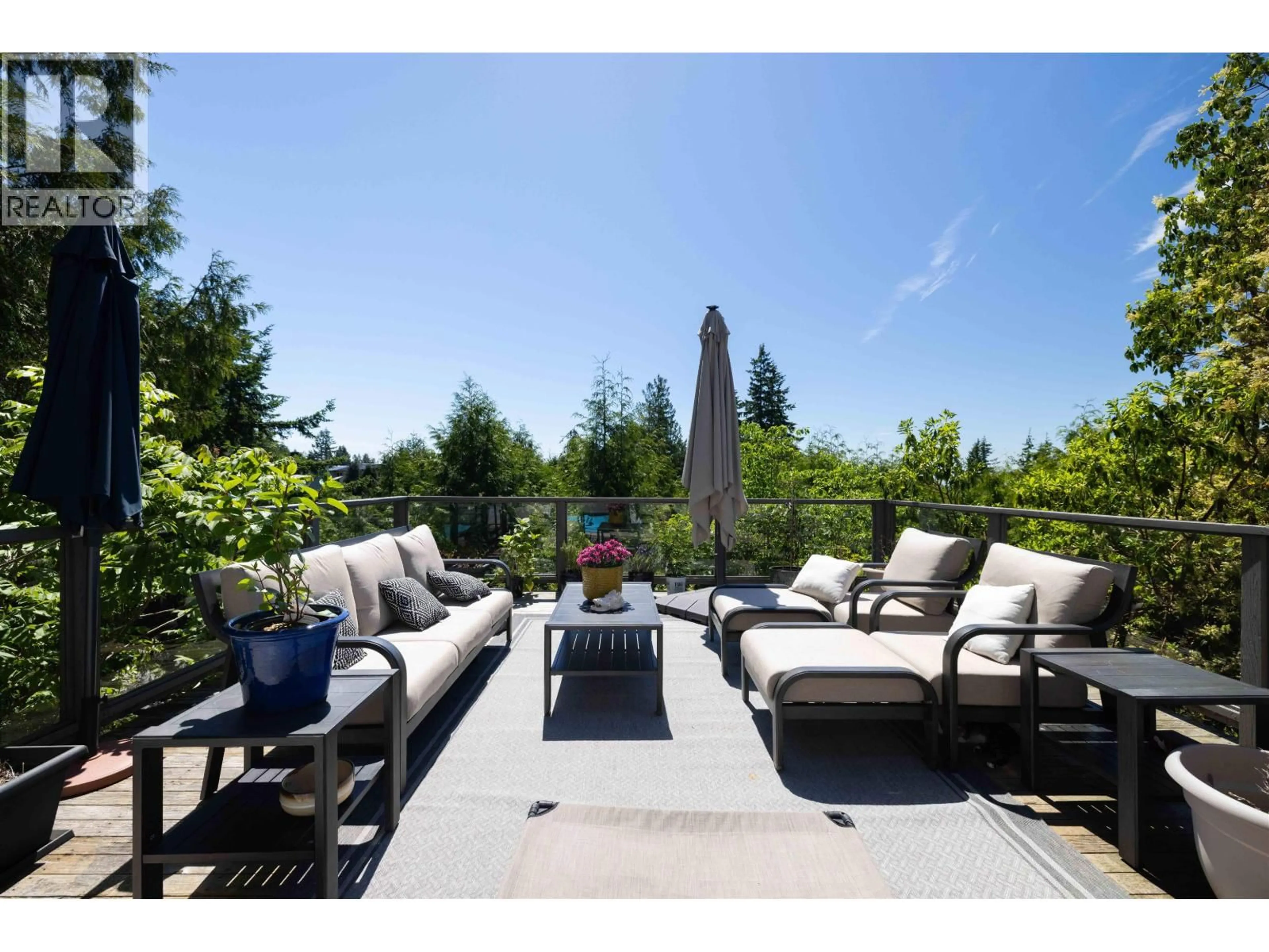 Patio, water/lake/river/ocean view for 4605 WOODGREEN DRIVE, West Vancouver British Columbia V7S2V3
