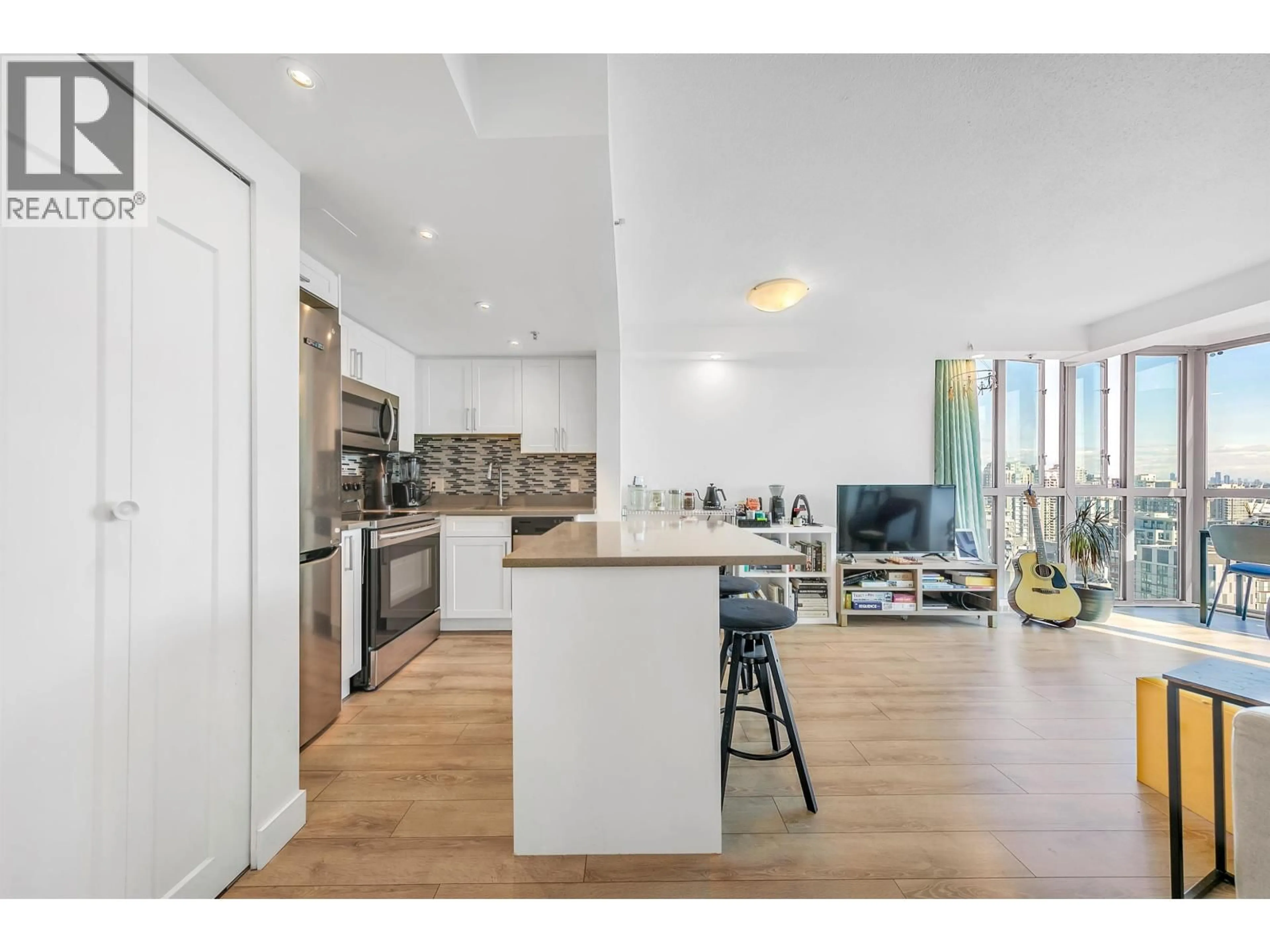 Open concept kitchen, unknown for 2404 - 1188 HOWE STREET, Vancouver British Columbia V6Z2S8