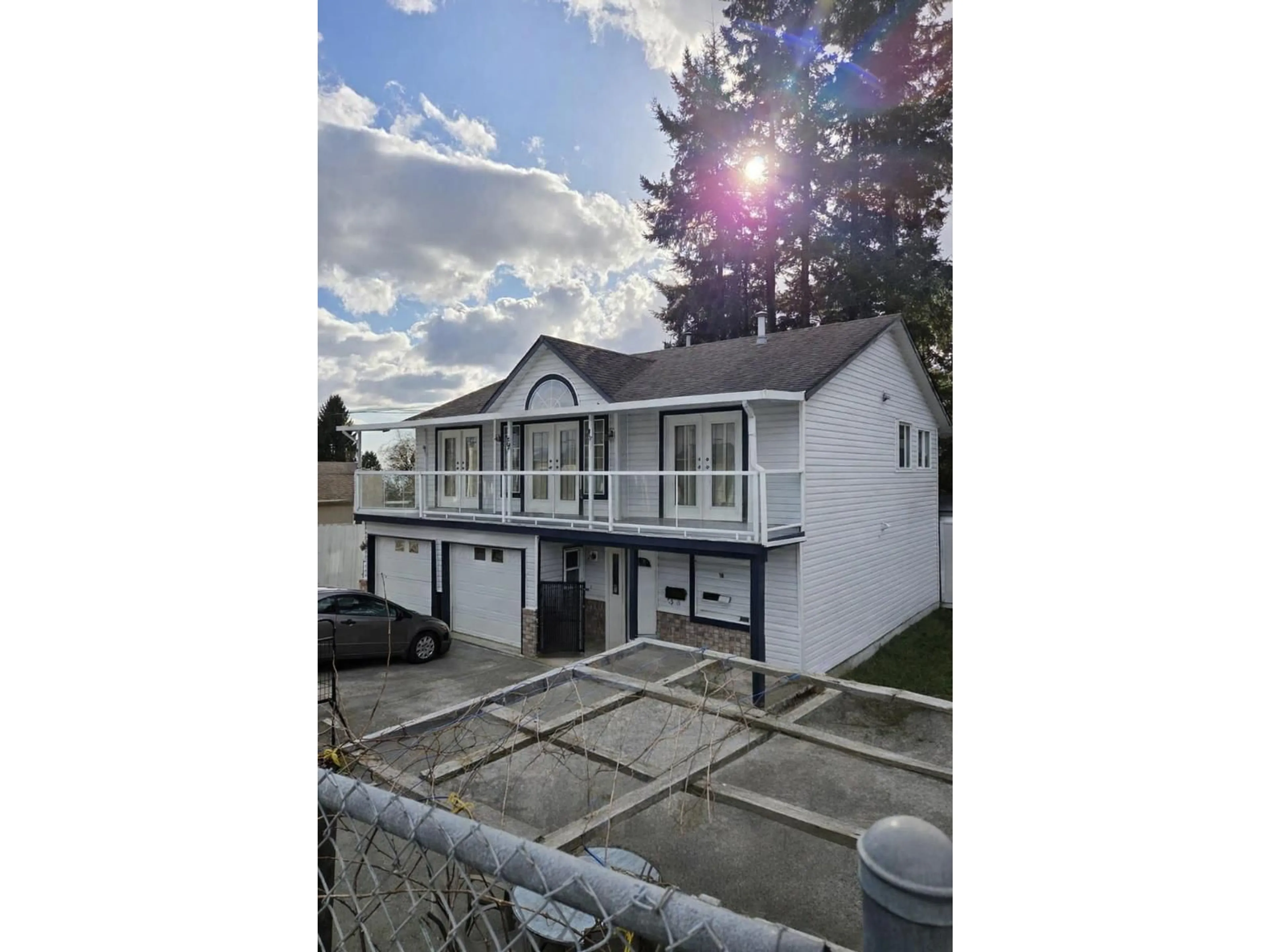A pic from outside/outdoor area/front of a property/back of a property/a pic from drone, unknown for 8167 CEDAR STREET, Mission British Columbia V2V3N3