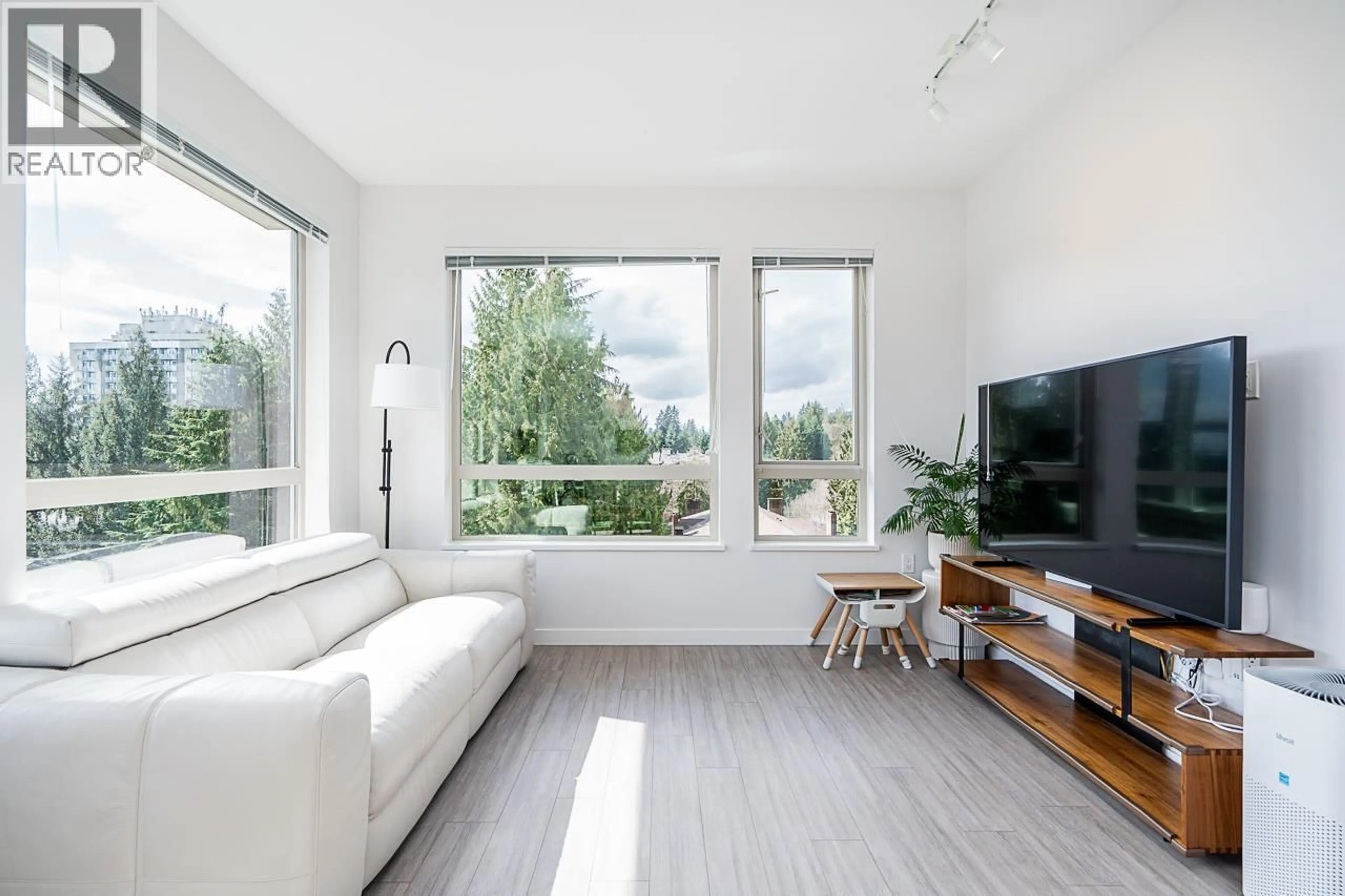 Living room with furniture, unknown for 506 - 2663 LIBRARY LANE, North Vancouver British Columbia V7J0B9