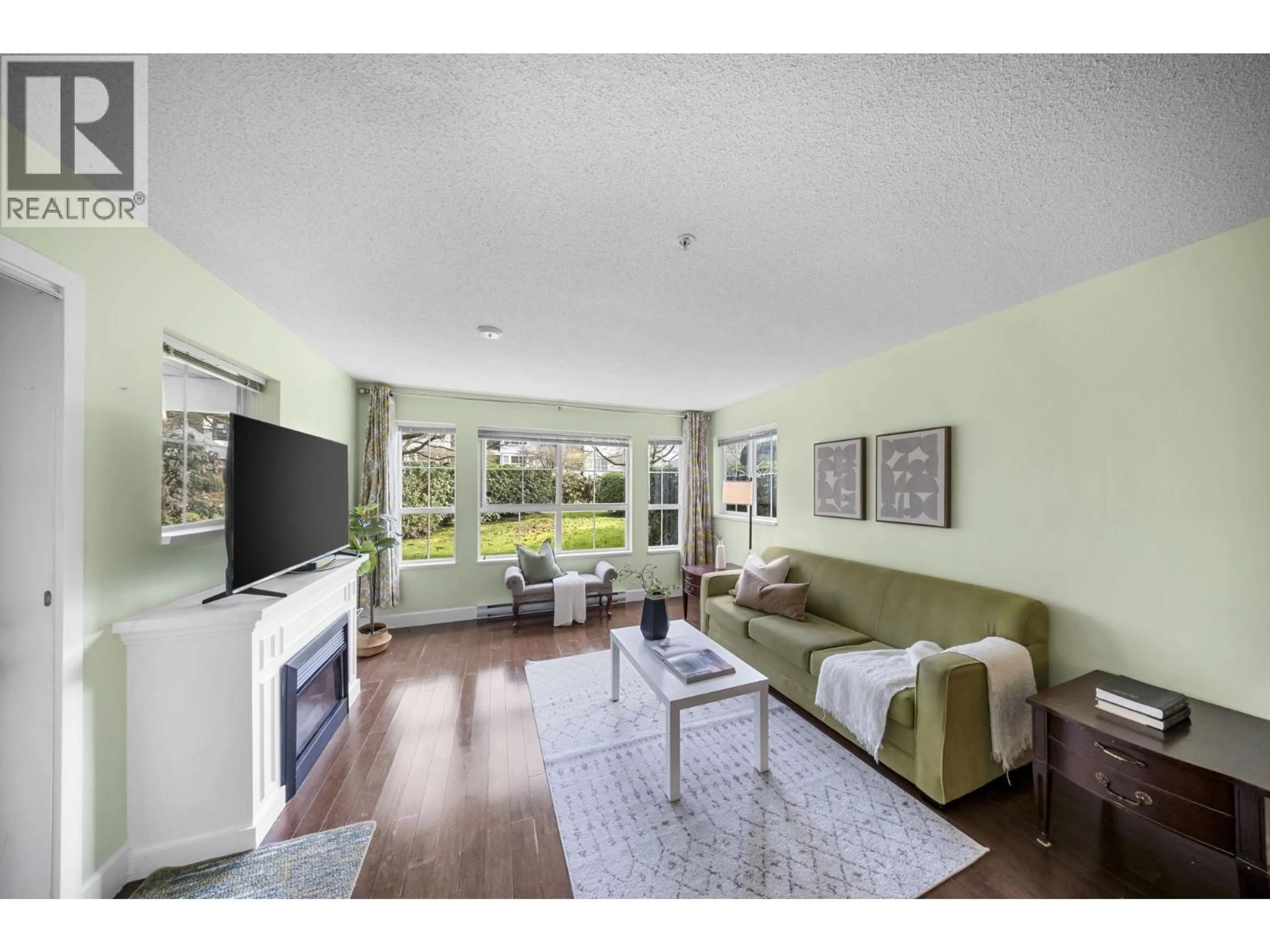 Living room with furniture, unknown for 120 - 19677 MEADOW GARDENS WAY, Pitt Meadows British Columbia V3Y0A2