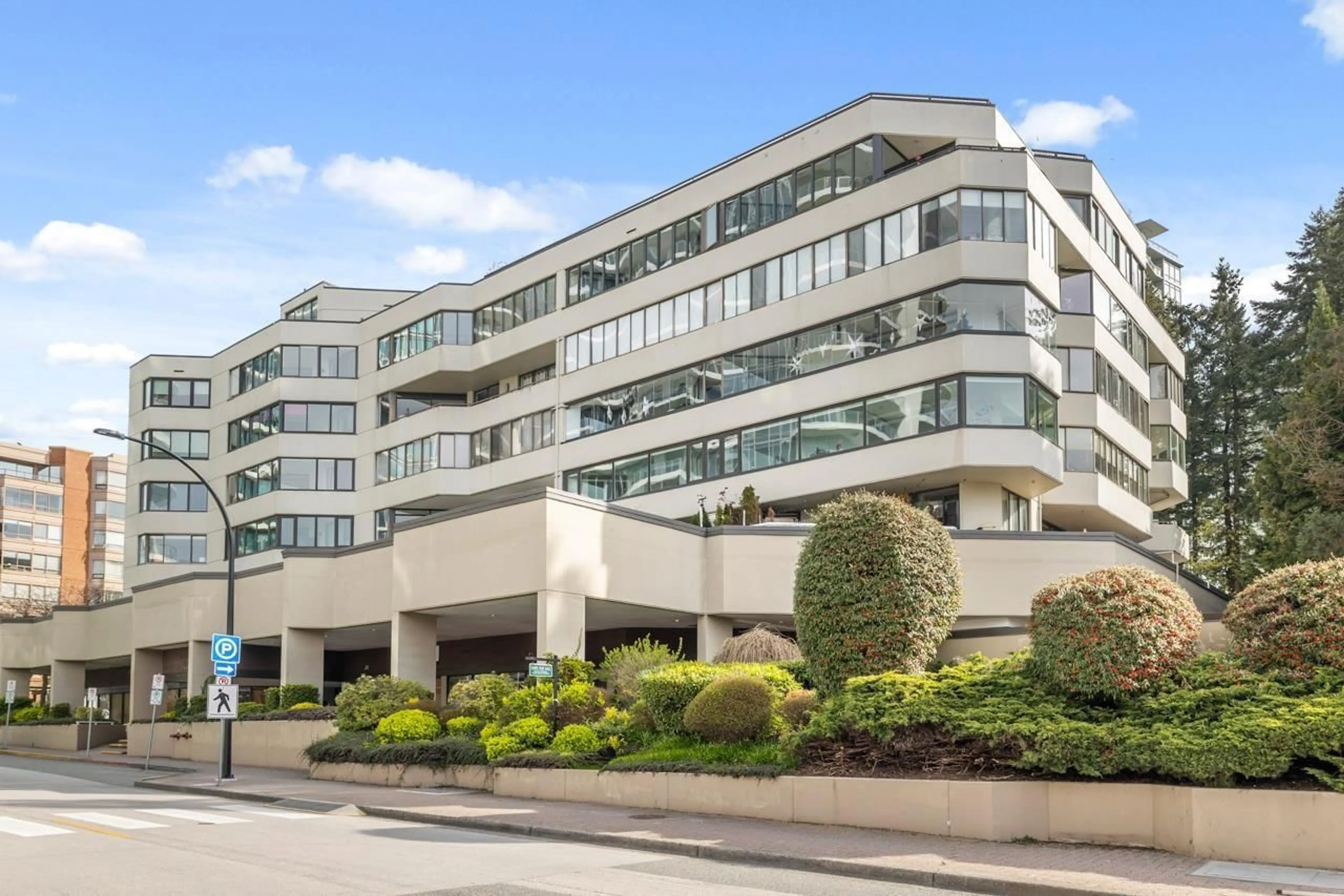 Unknown for 201 - 1480 FOSTER STREET, White Rock British Columbia V4B3X7