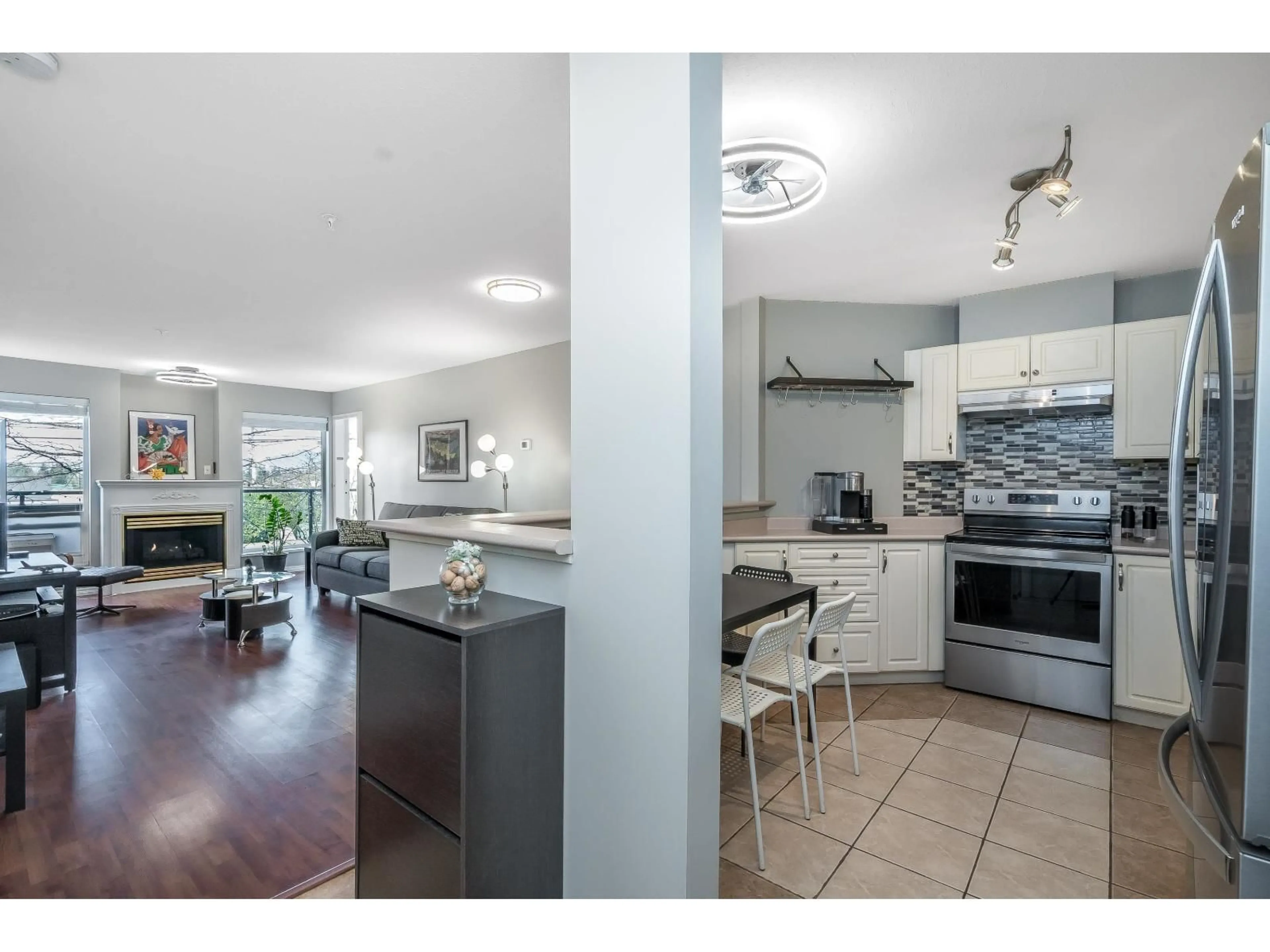 Open concept kitchen, unknown for 207 - 33738 KING ROAD, Abbotsford British Columbia V2S8J5