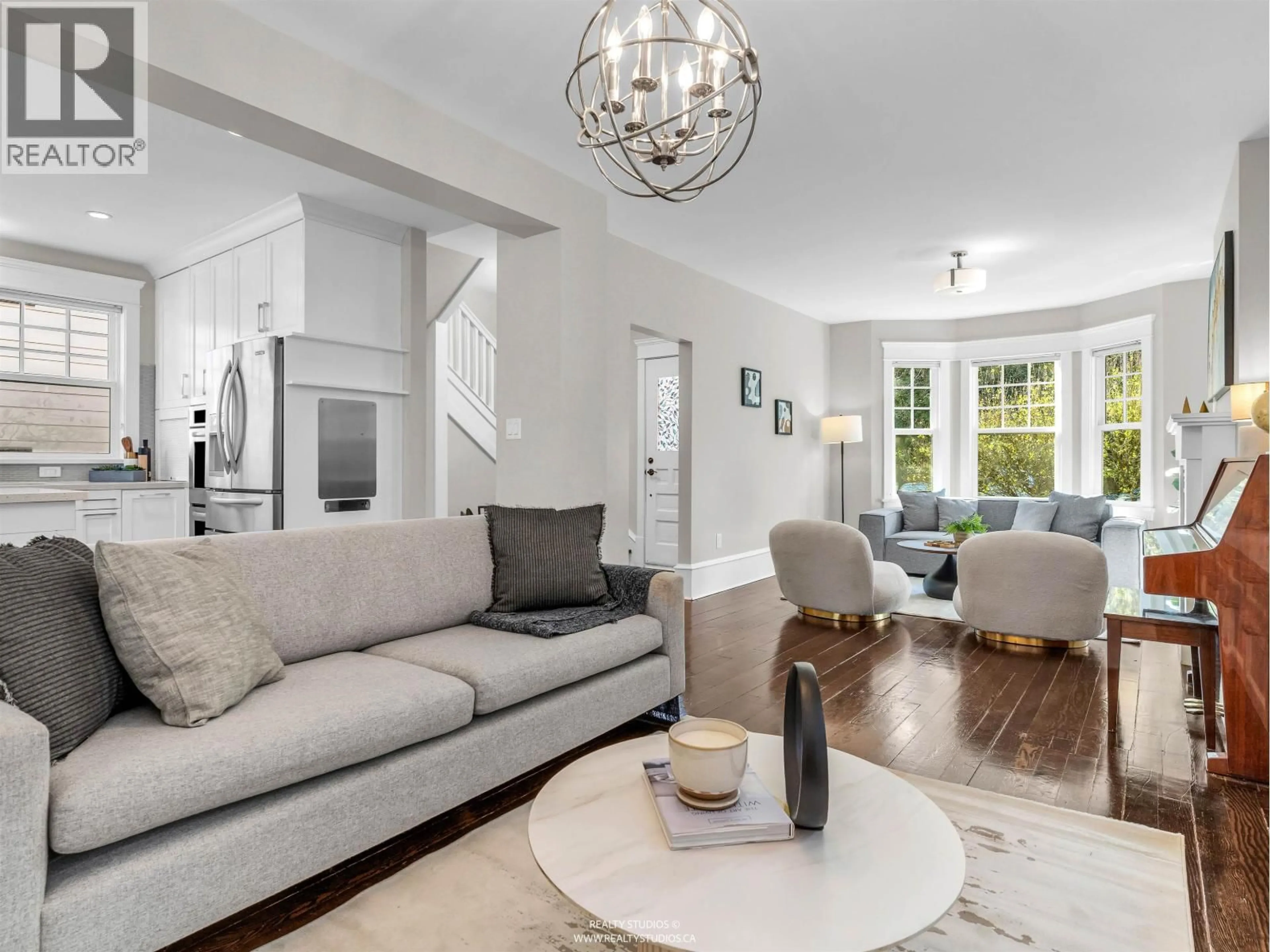 Living room with furniture, unknown for 4446 QUEBEC STREET, Vancouver British Columbia V5V3L7