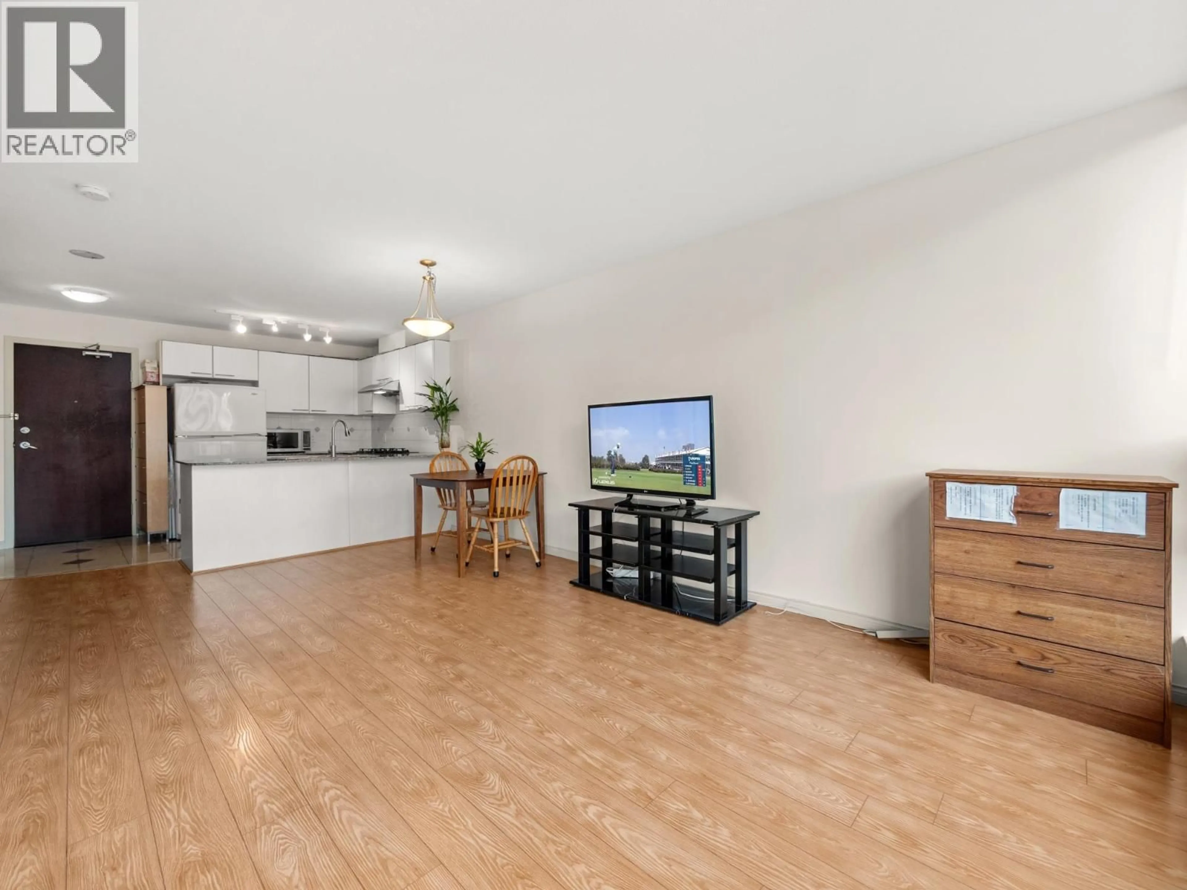 A pic of a room for 905 - 8100 SABA ROAD, Richmond British Columbia V6Y4H1