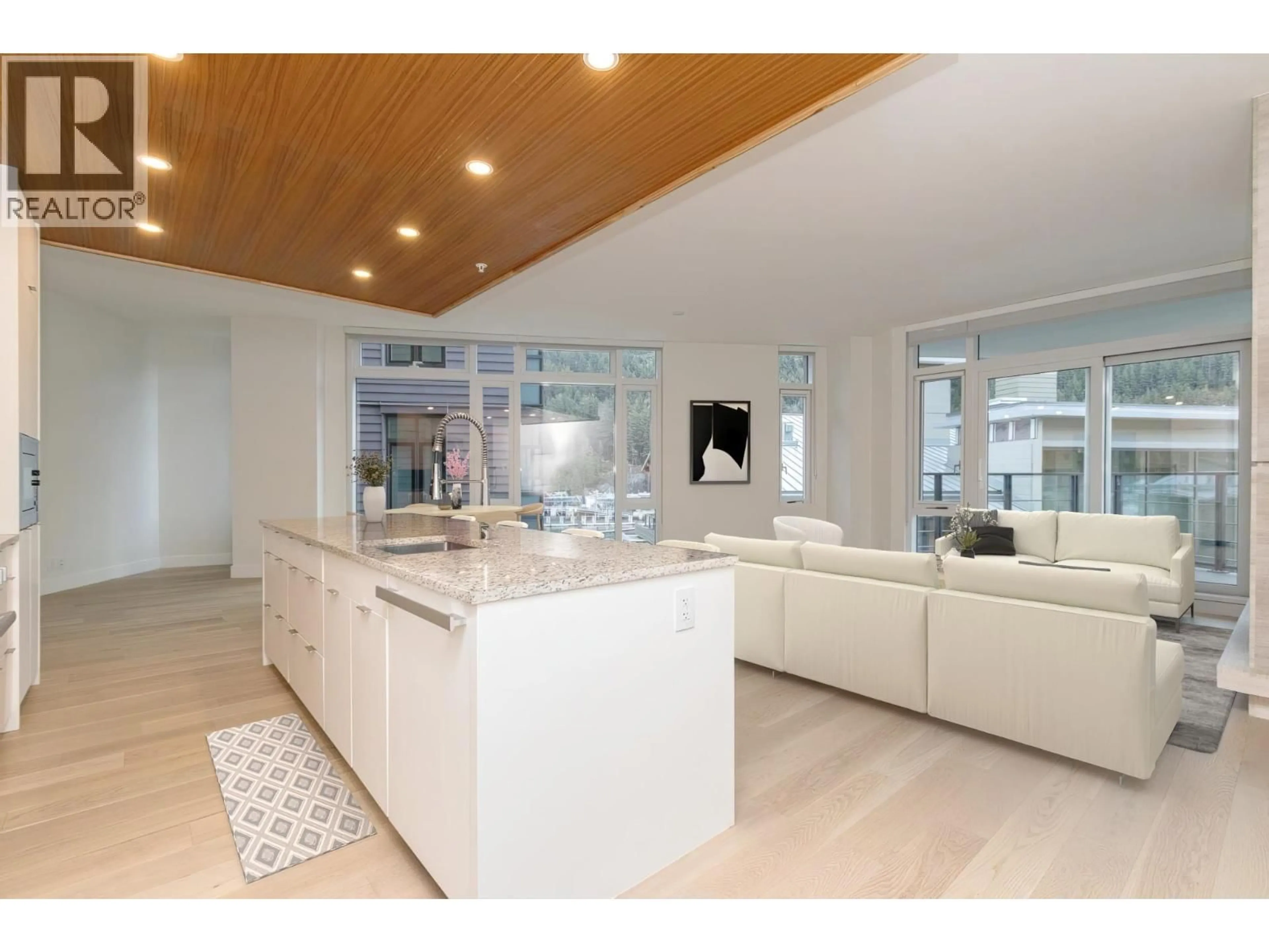 Open concept kitchen, unknown for 401 - 6687 NELSON AVENUE, West Vancouver British Columbia V7W2B2