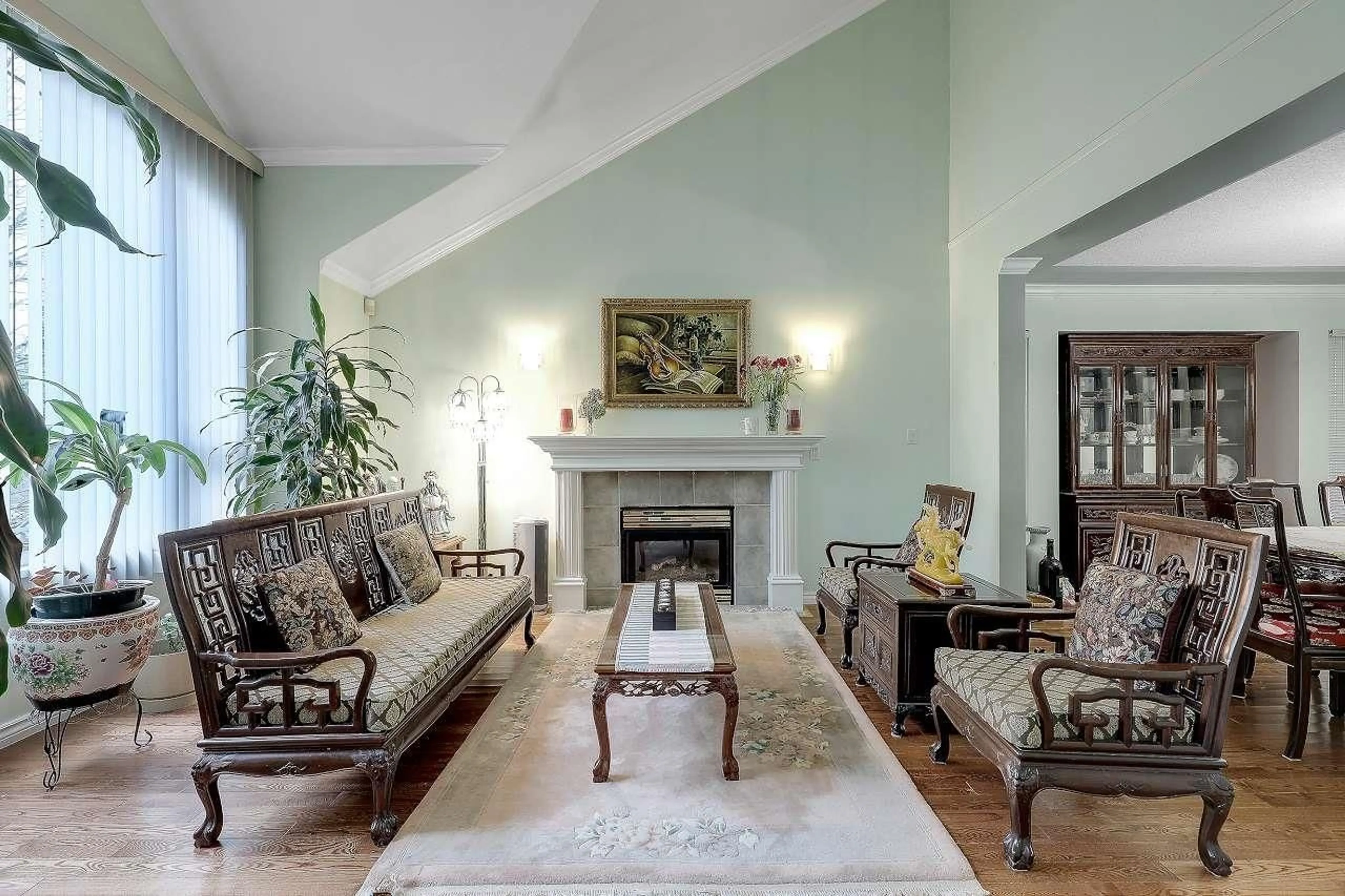 Living room with furniture, unknown for 10955 156 STREET, Surrey British Columbia V3R0Z3