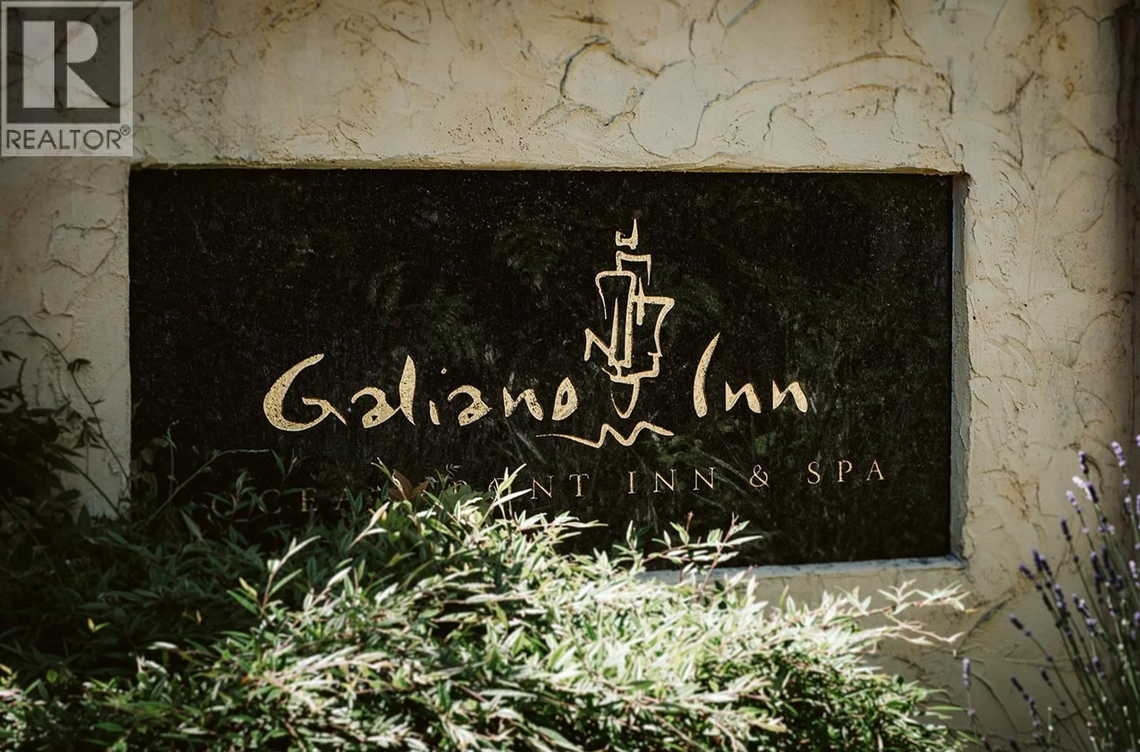 Lobby for 23B - 134 MADRONA ROAD, Galiano Island British Columbia V0N1P0