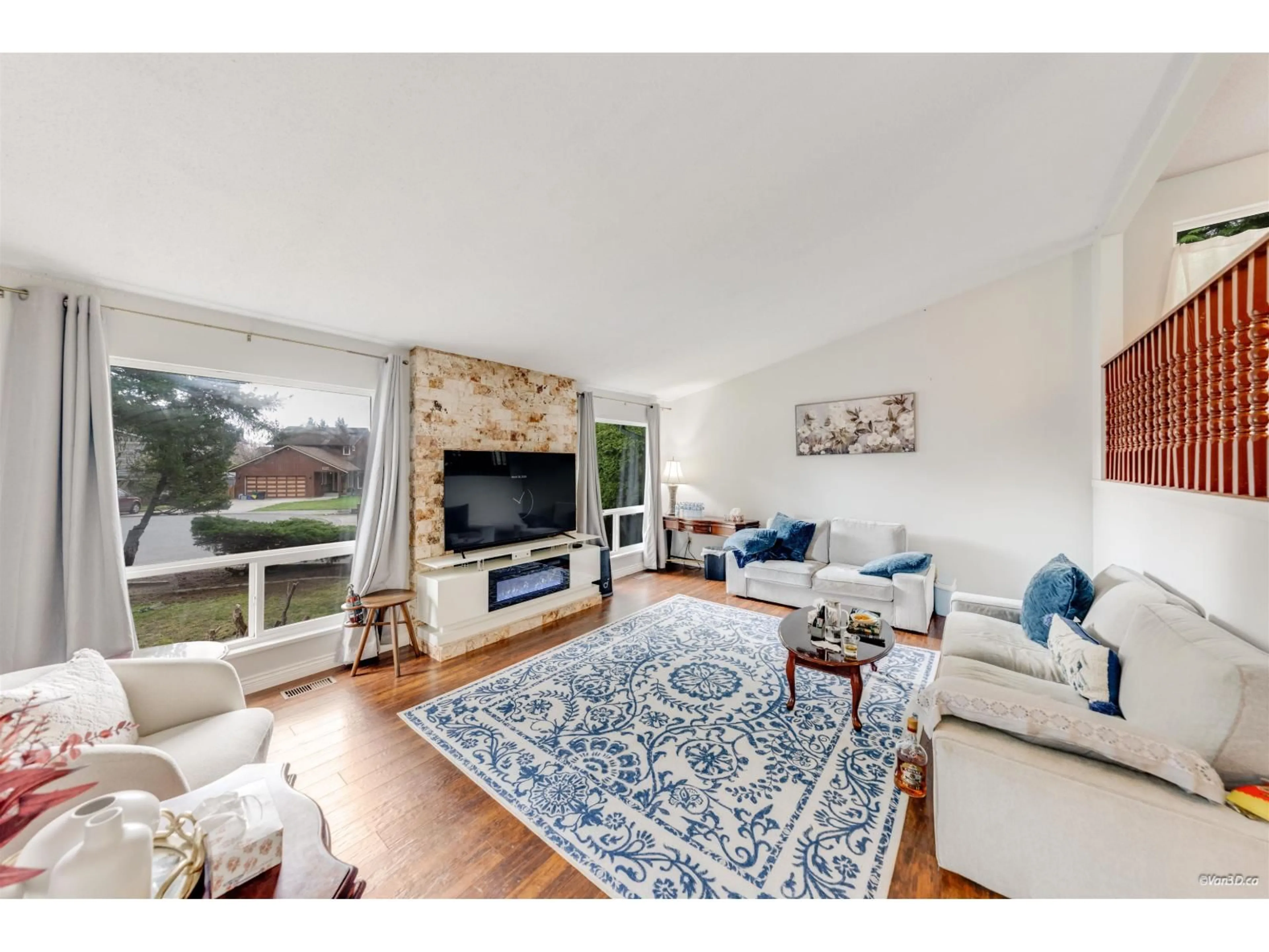 Living room with furniture, unknown for 11766 81A AVENUE, Delta British Columbia V4C2A9