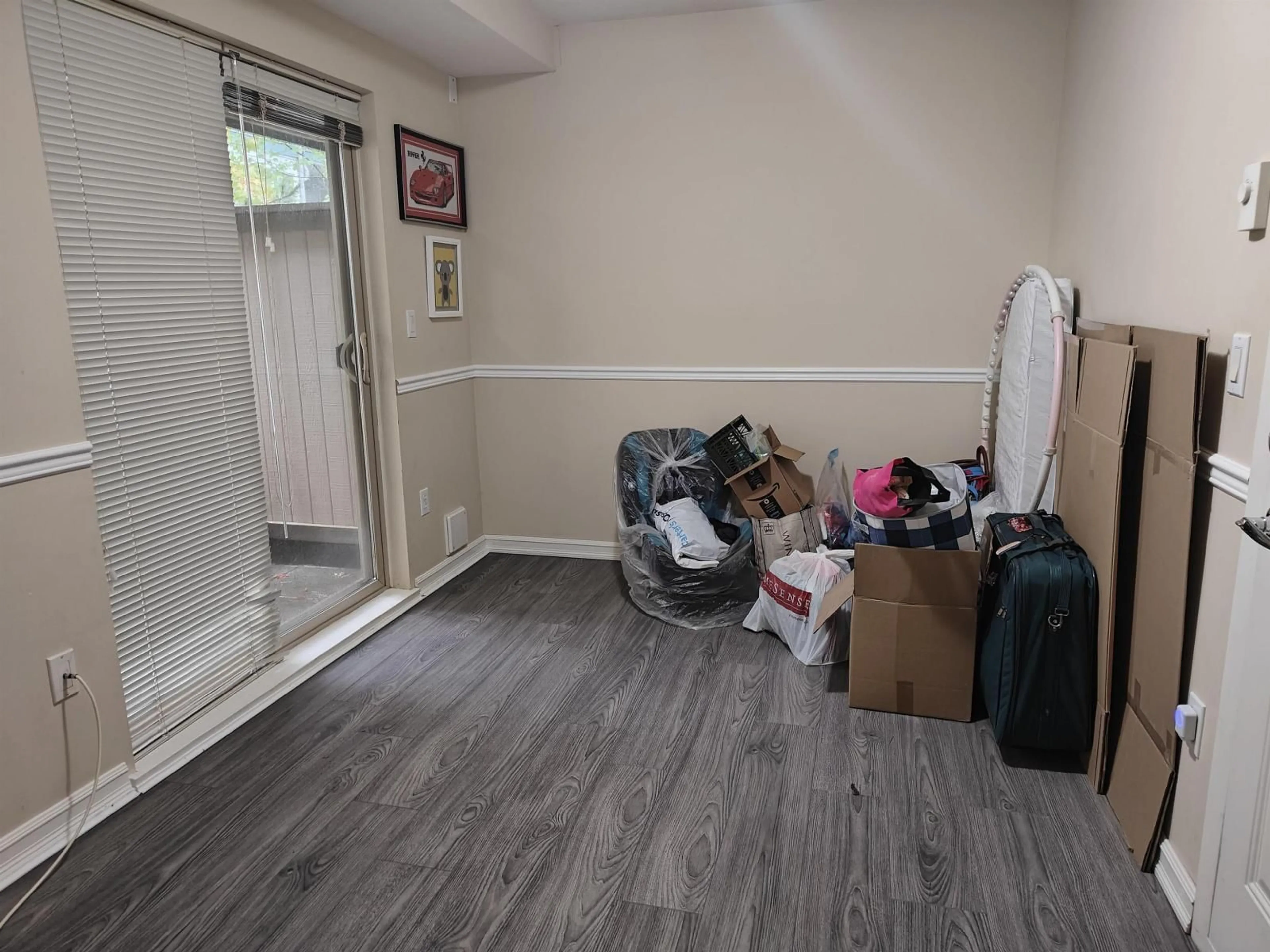 A pic of a room for 58 - 14855 100 AVENUE, Surrey British Columbia V3R2W1