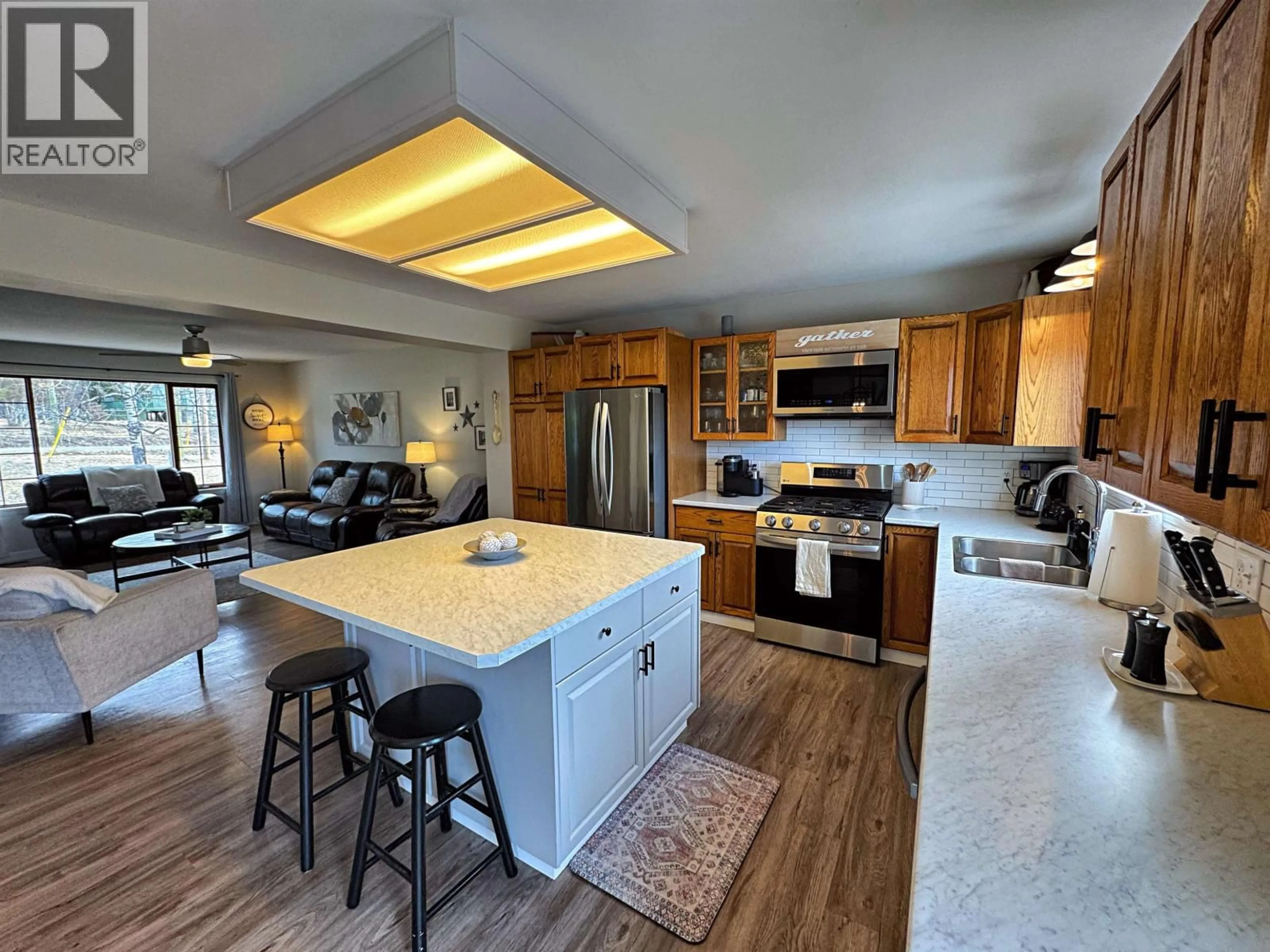 Open concept kitchen, ceramic/tile floor for 5028 MEIN ROAD, 108 Mile Ranch British Columbia V0K2Z0