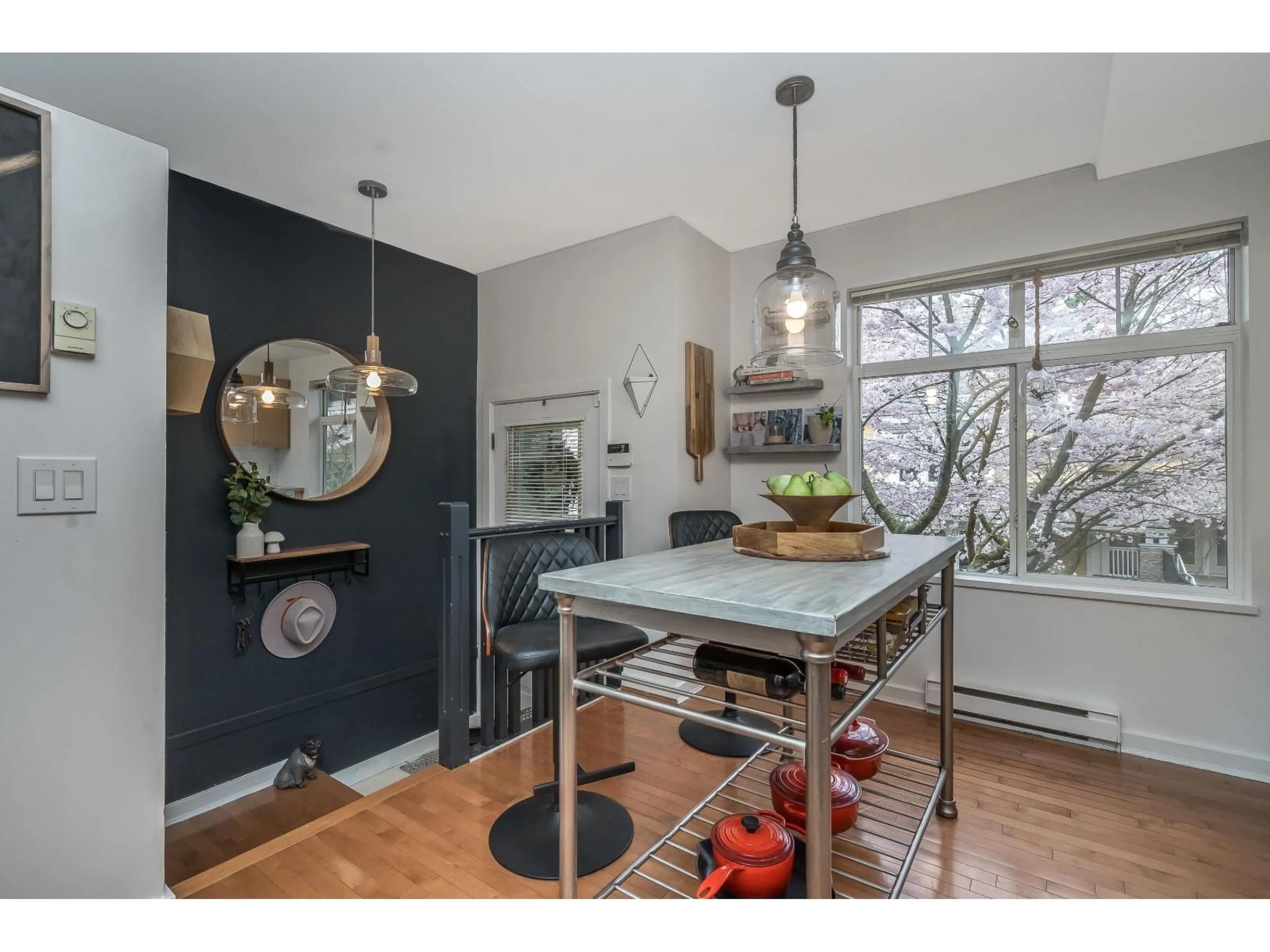 Contemporary kitchen, unknown for 2 - 15233 34 AVENUE, Surrey British Columbia V3Z2T7