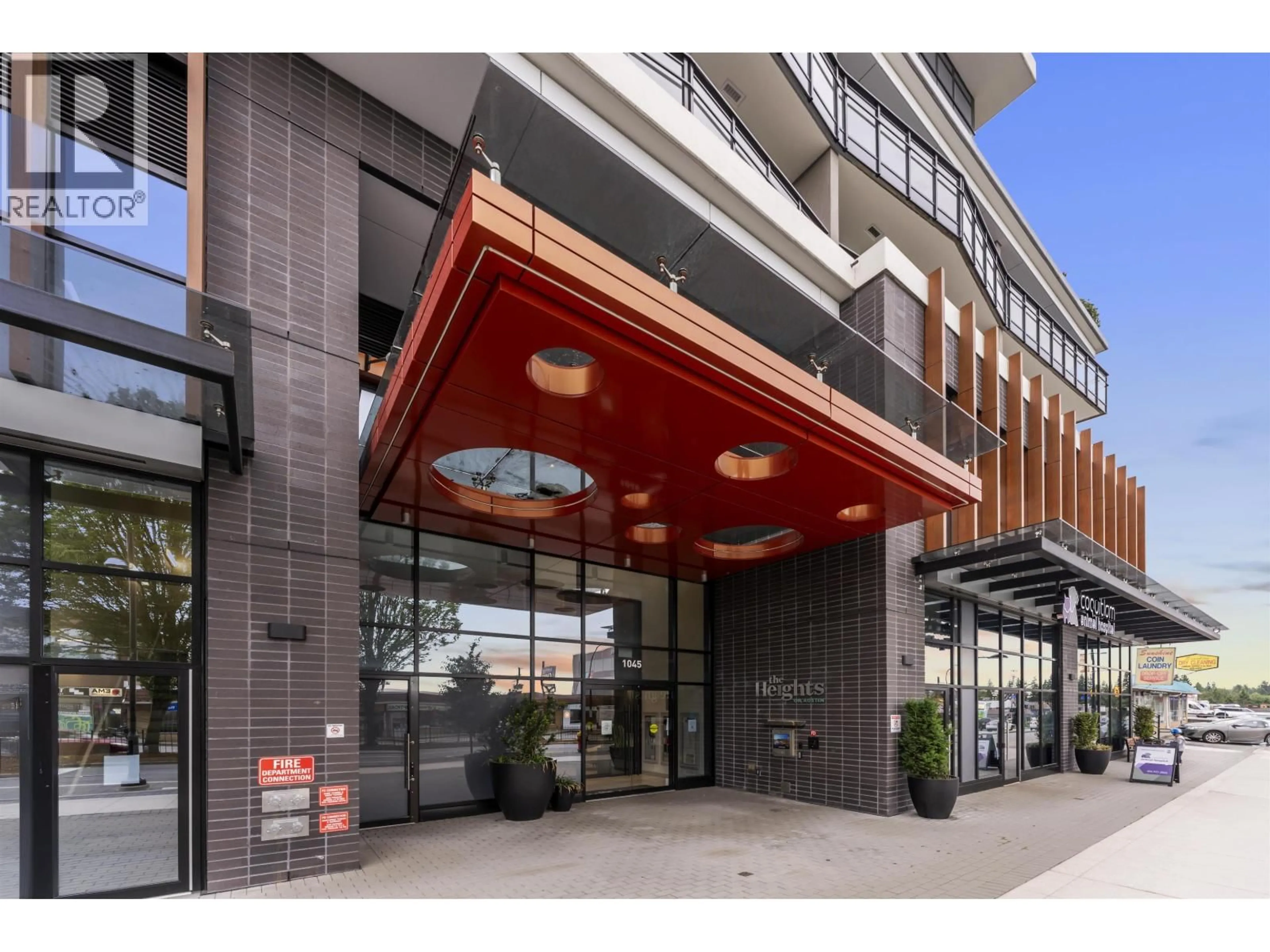 Indoor foyer for 501 - 1045 AUSTIN AVENUE, Coquitlam British Columbia V3K0G9