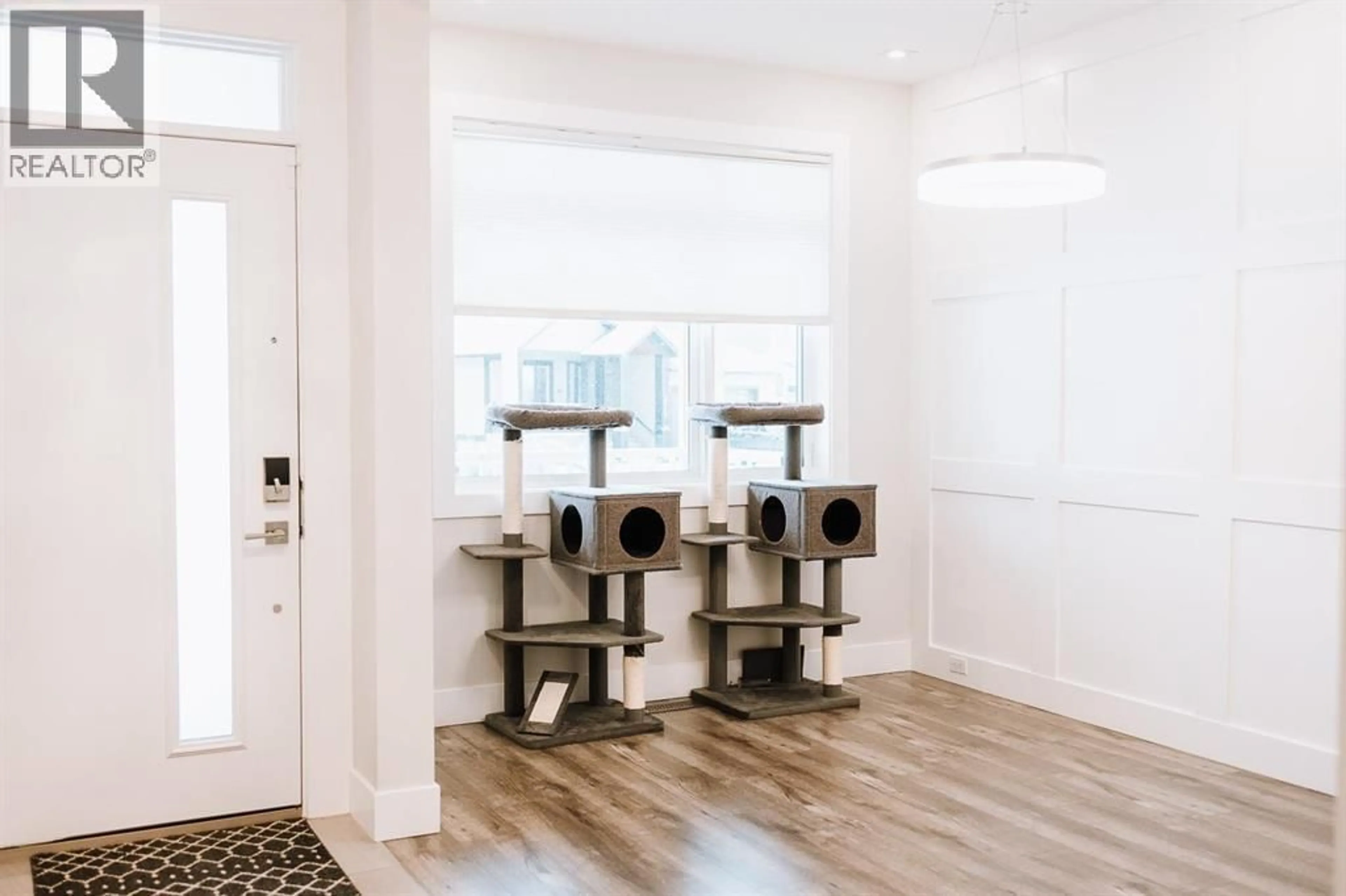 Indoor entryway for 3922 AREND DRIVE, Prince George British Columbia V2K0B1