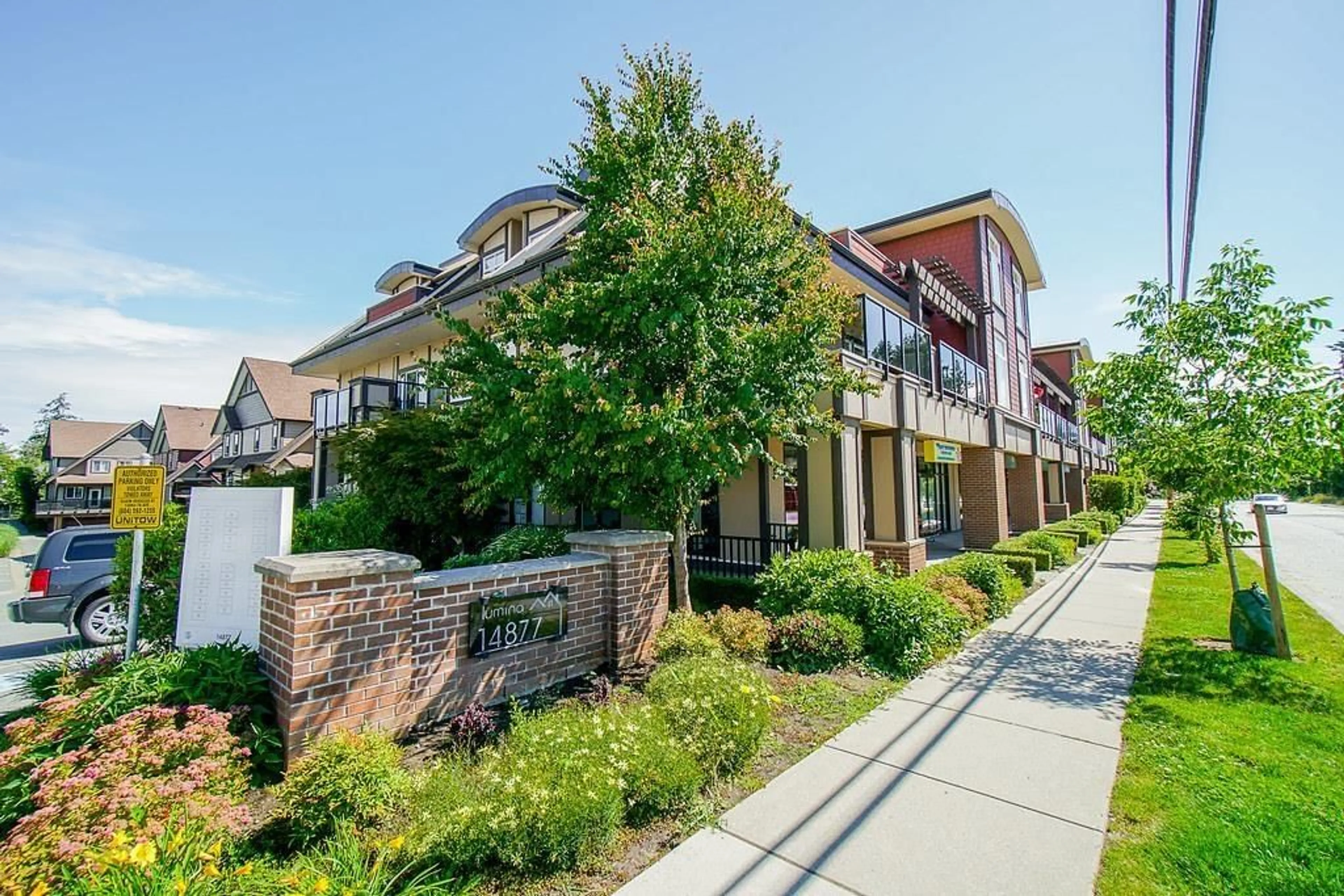 Patio, street for 211 - 14885 60 AVENUE, Surrey British Columbia V3S1R8