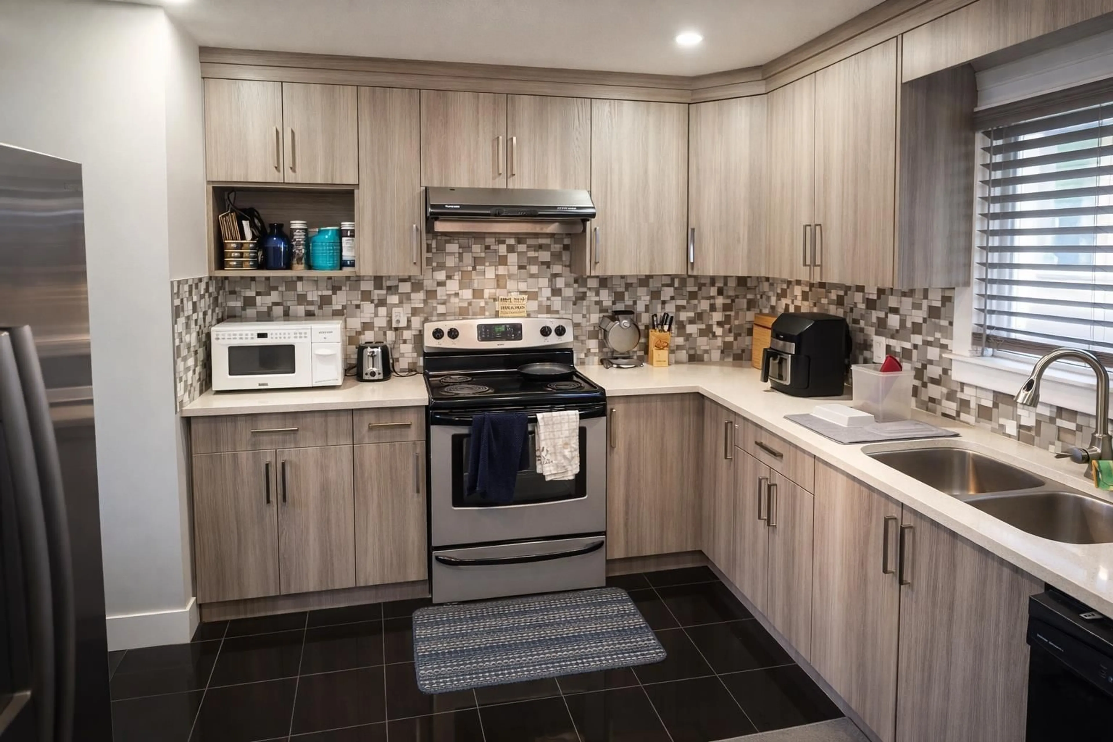 Unknown for 1960 CATALINA CRESCENT, Abbotsford British Columbia V2T3W1