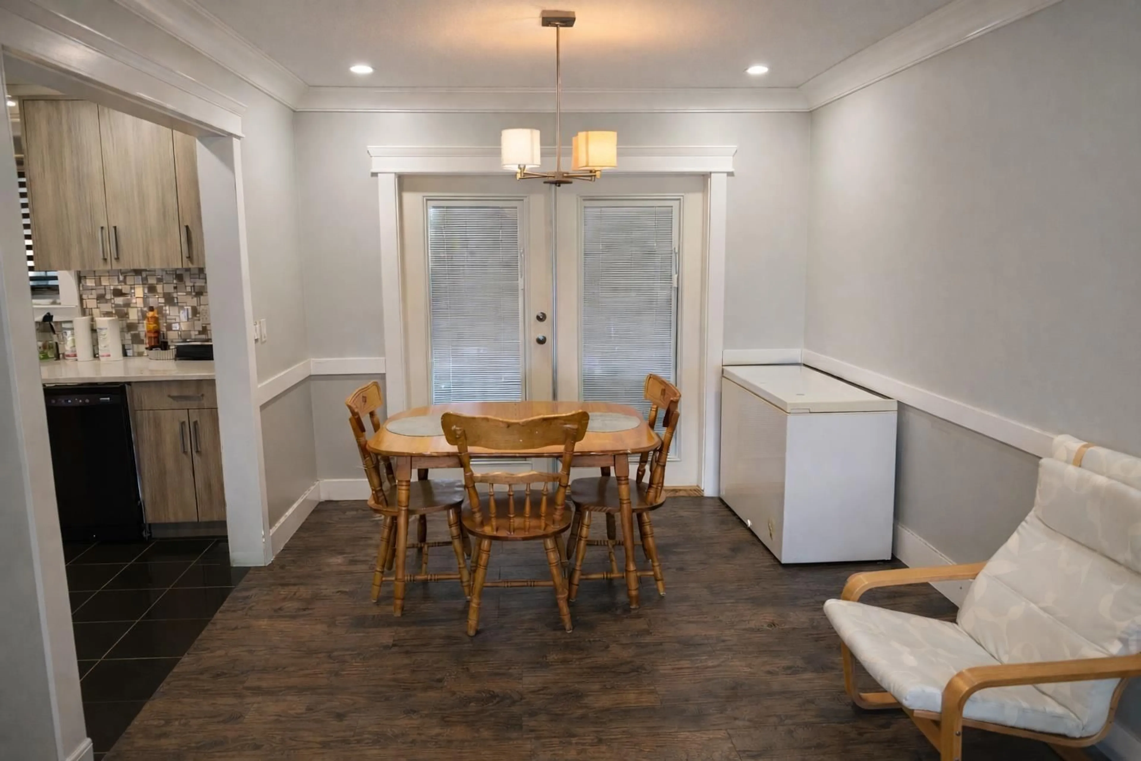 Dining room, unknown for 1960 CATALINA CRESCENT, Abbotsford British Columbia V2T3W1