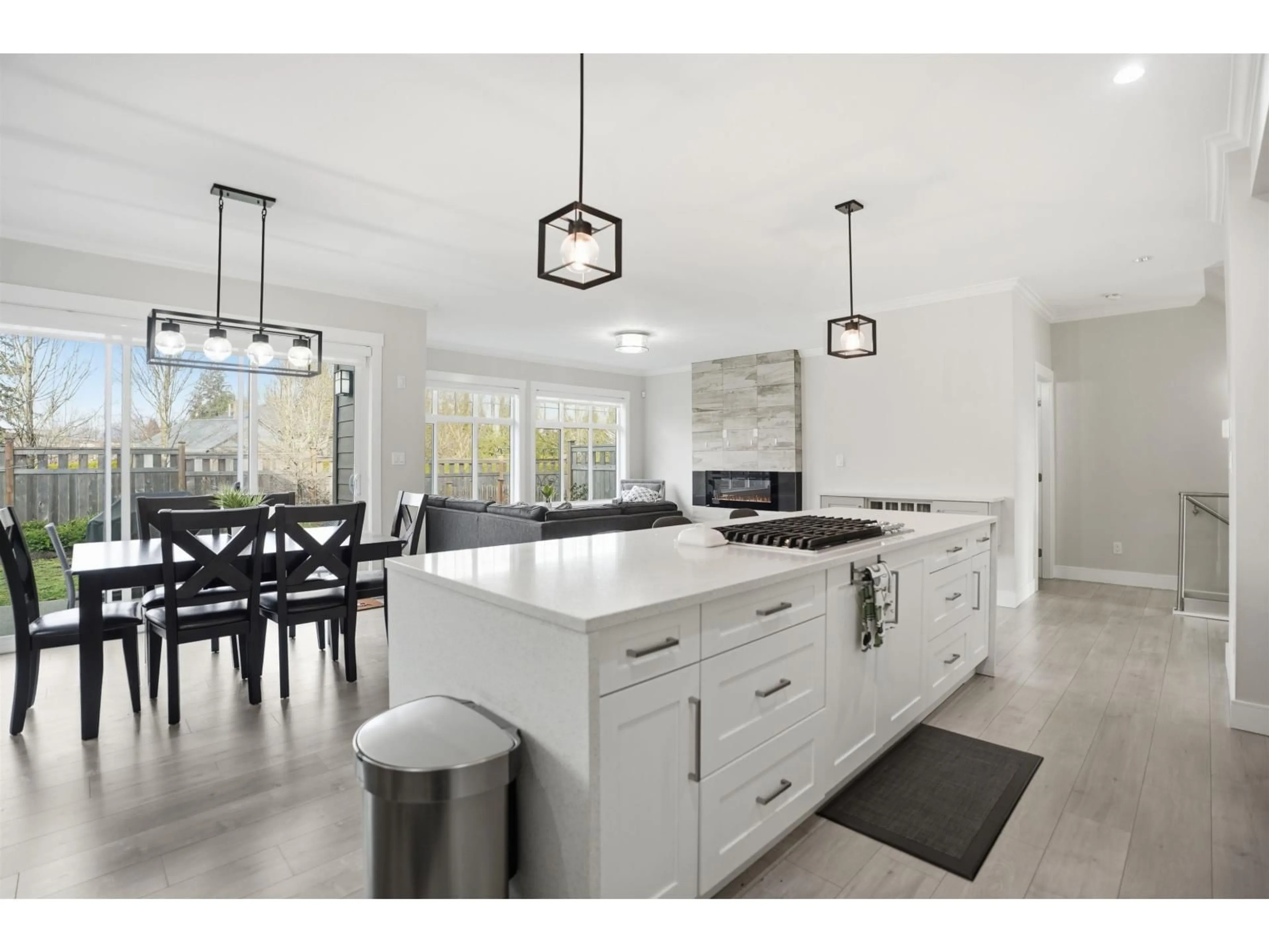 Open concept kitchen, ceramic/tile floor for 58 - 17033 FRASER HIGHWAY, Surrey British Columbia V4N6V2