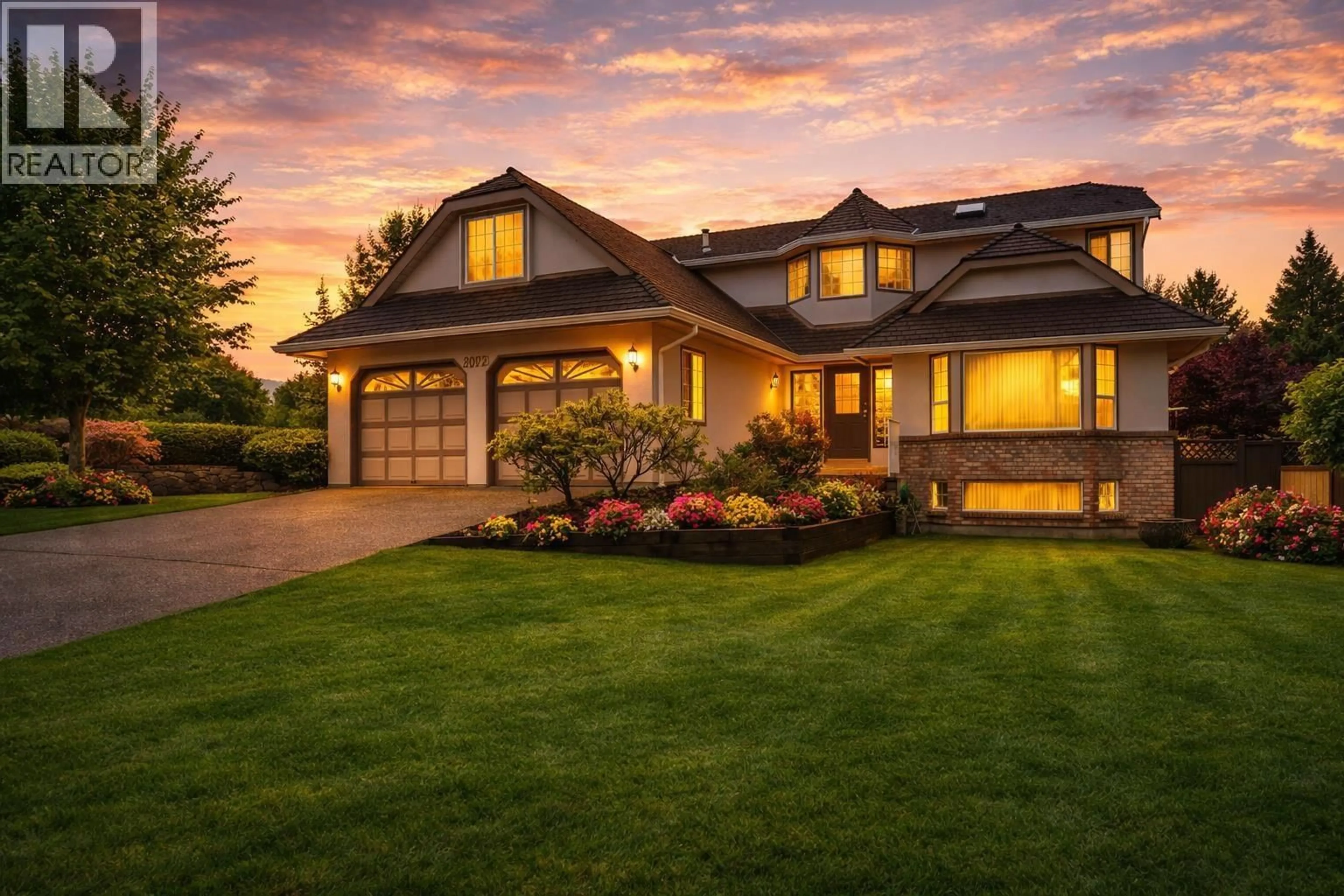 Unknown for 9072 BRIAR ROAD, Burnaby British Columbia V3N4W8