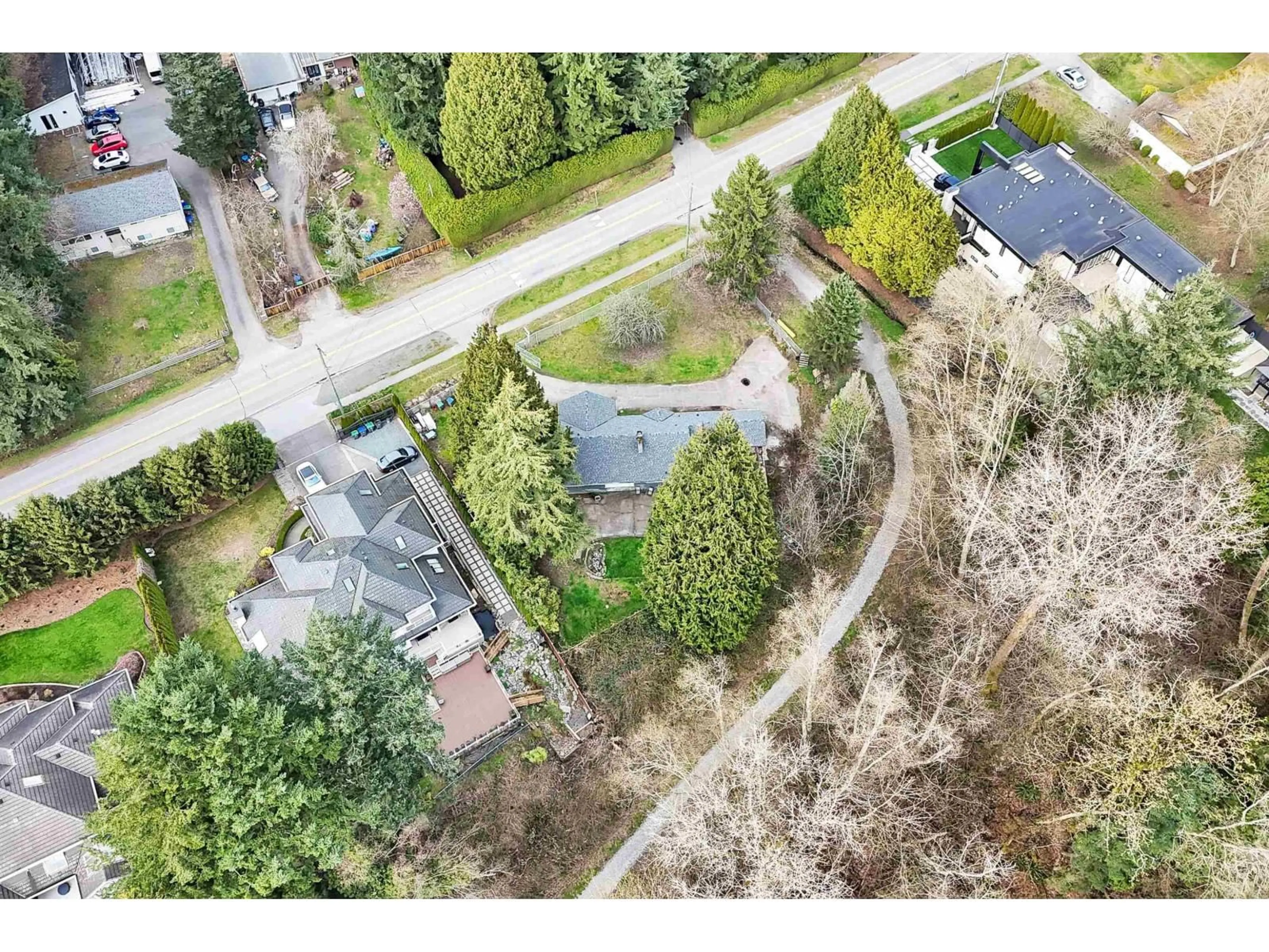 A pic from outside/outdoor area/front of a property/back of a property/a pic from drone, street for 12136 NEW MCLELLAN ROAD, Surrey British Columbia V3X2X9