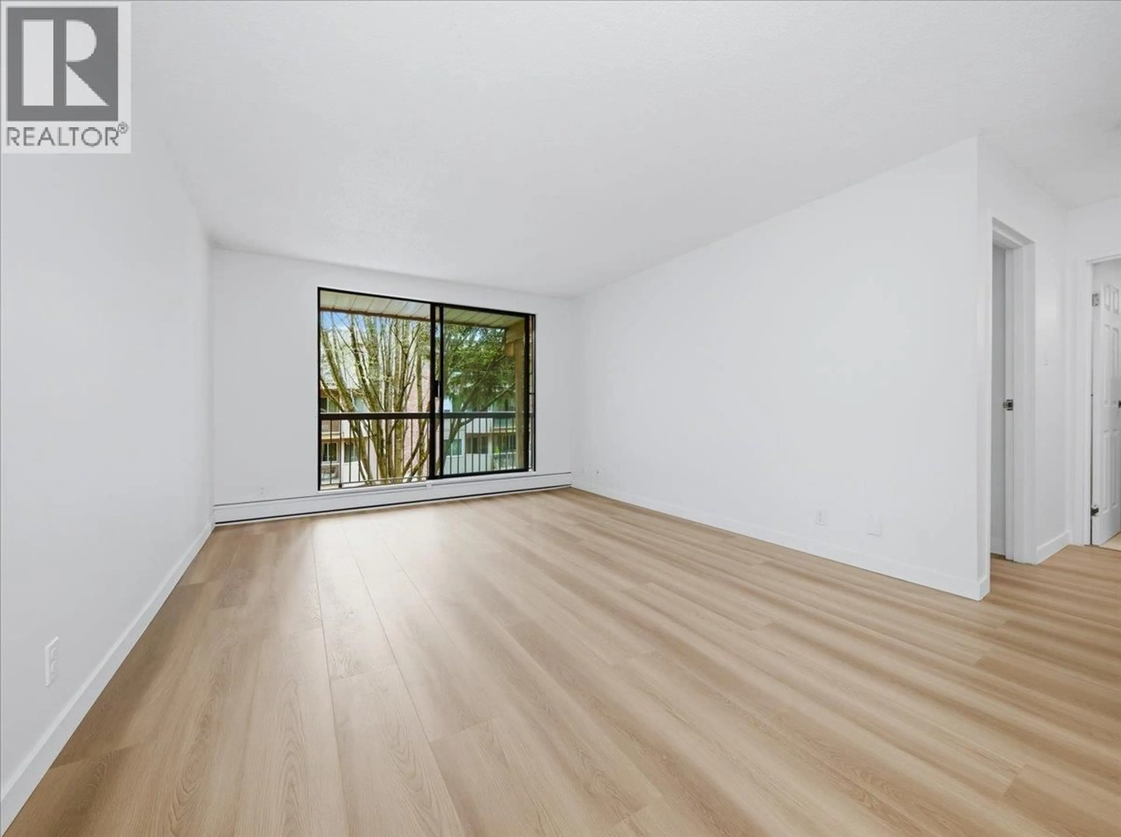 A pic of a room for 213 - 8511 ACKROYD ROAD, Richmond British Columbia V6X3E7