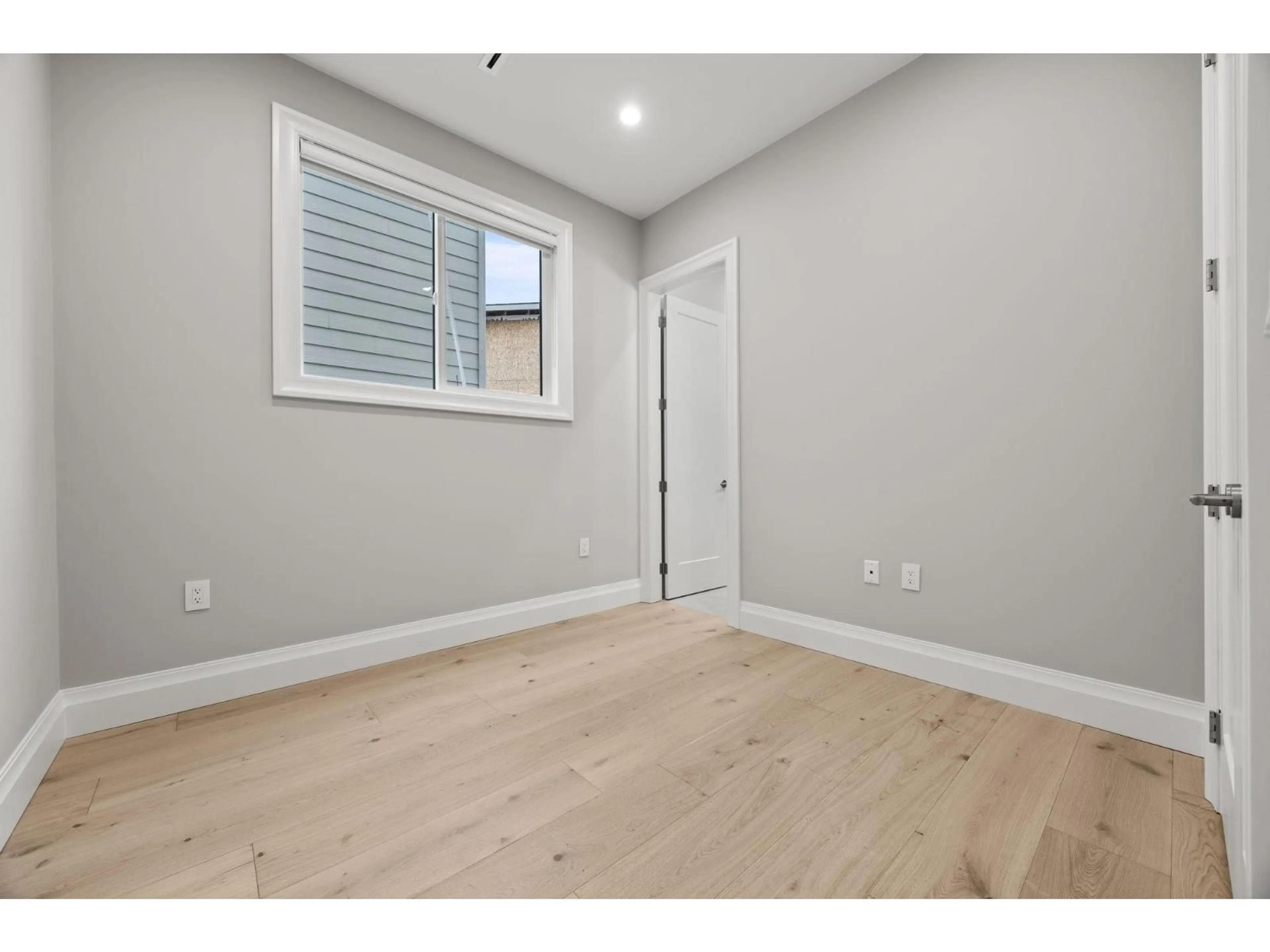 A pic of a room for 10266 166A STREET, Surrey British Columbia V4N1Y7