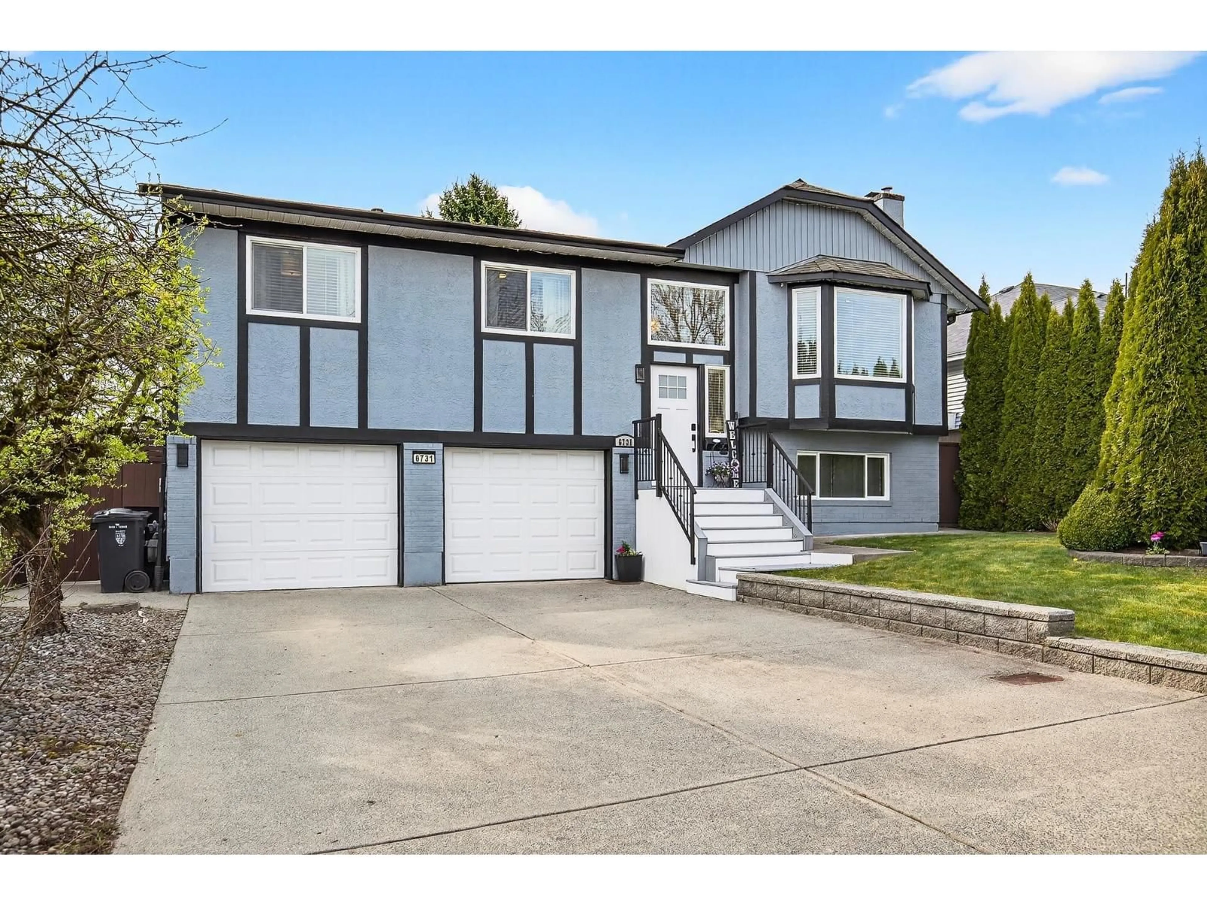Home with vinyl exterior material, street for 6731 196B PLACE, Langley British Columbia V2Y2W3