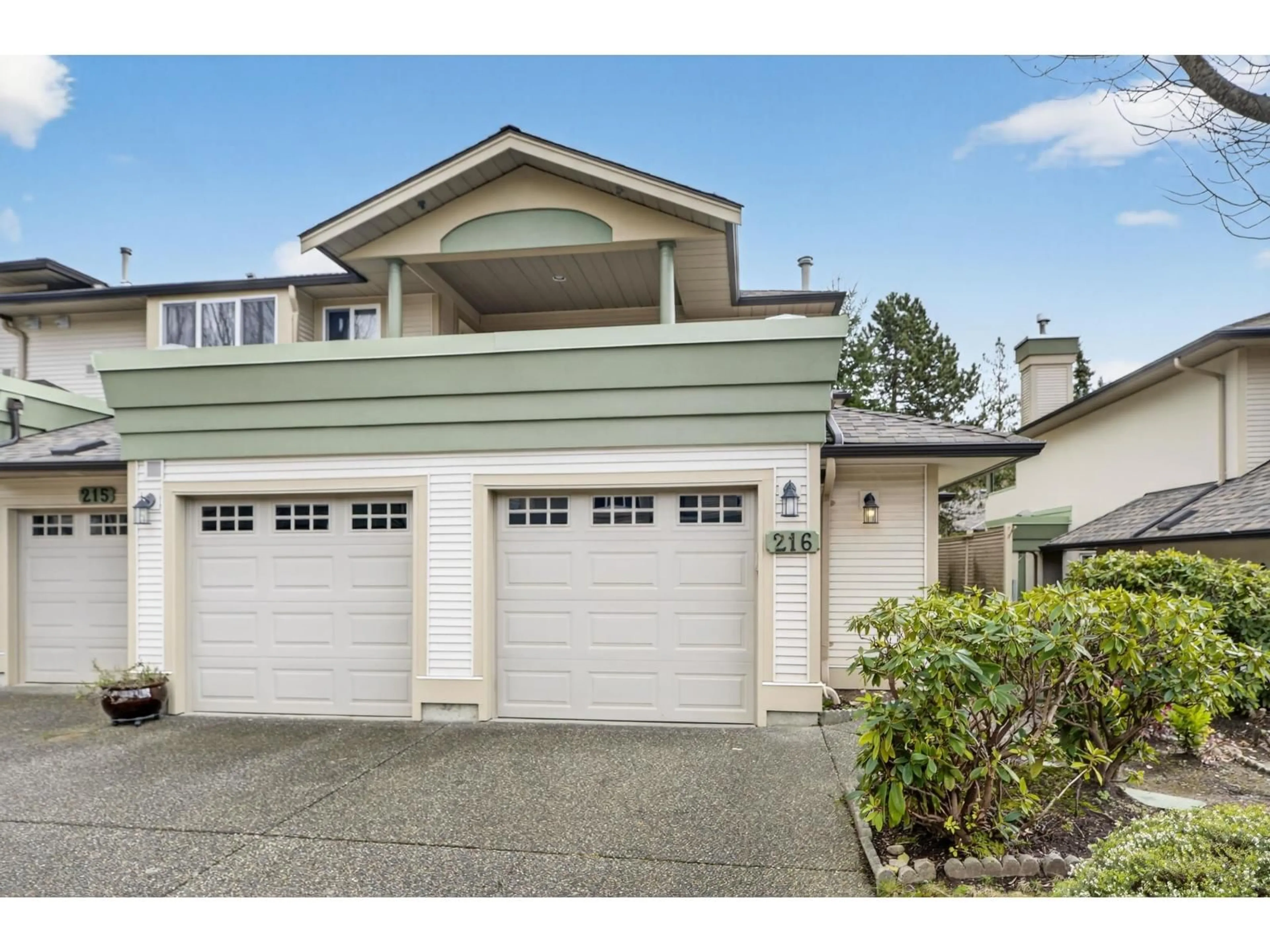 Unknown for 216 - 13888 70 AVENUE, Surrey British Columbia V3W0R8